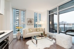 1306-5685 Halley Avenue Burnaby, BC V5H 0L9