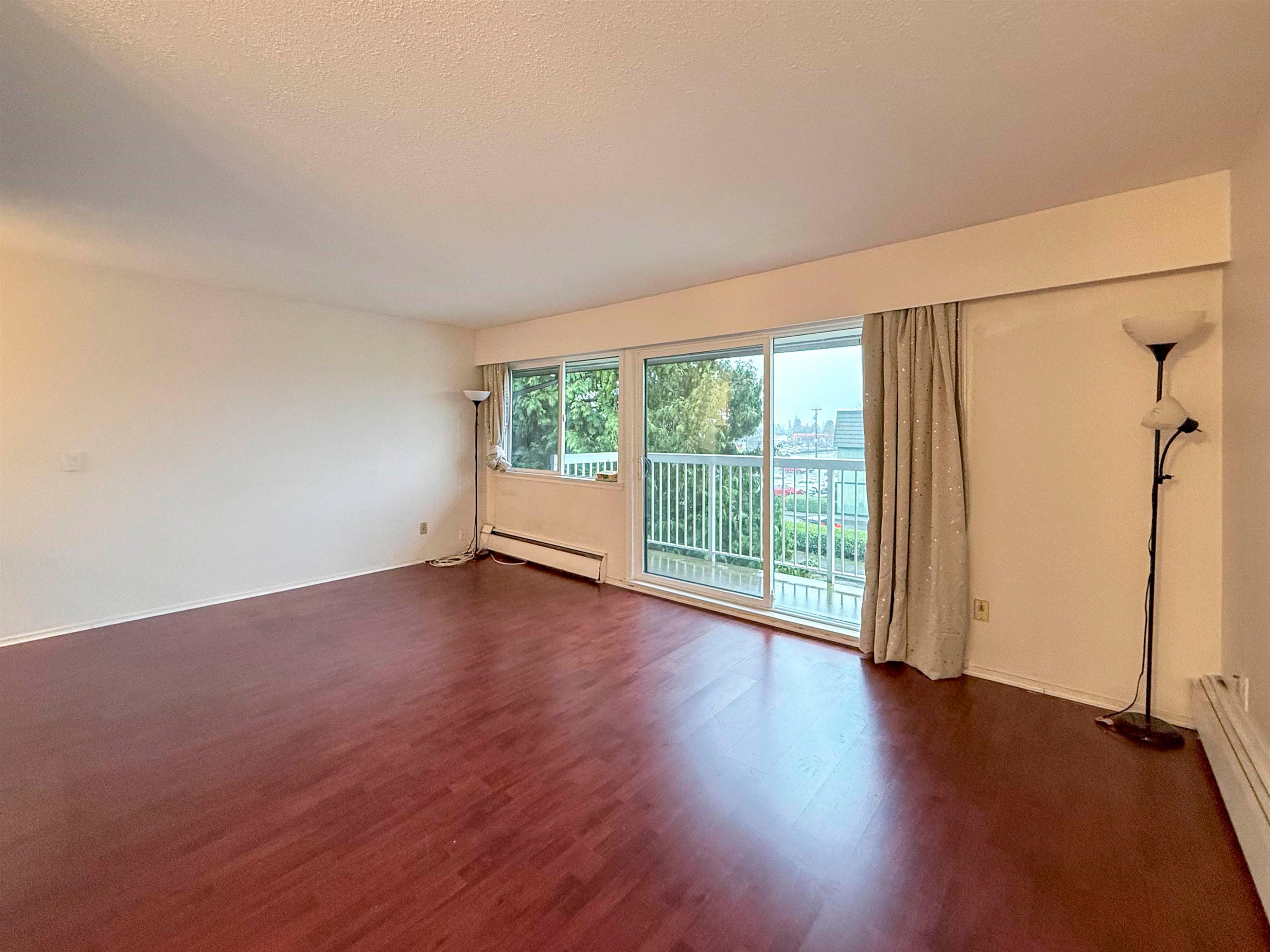 302-8020 Ryan Road, Richmond, BC