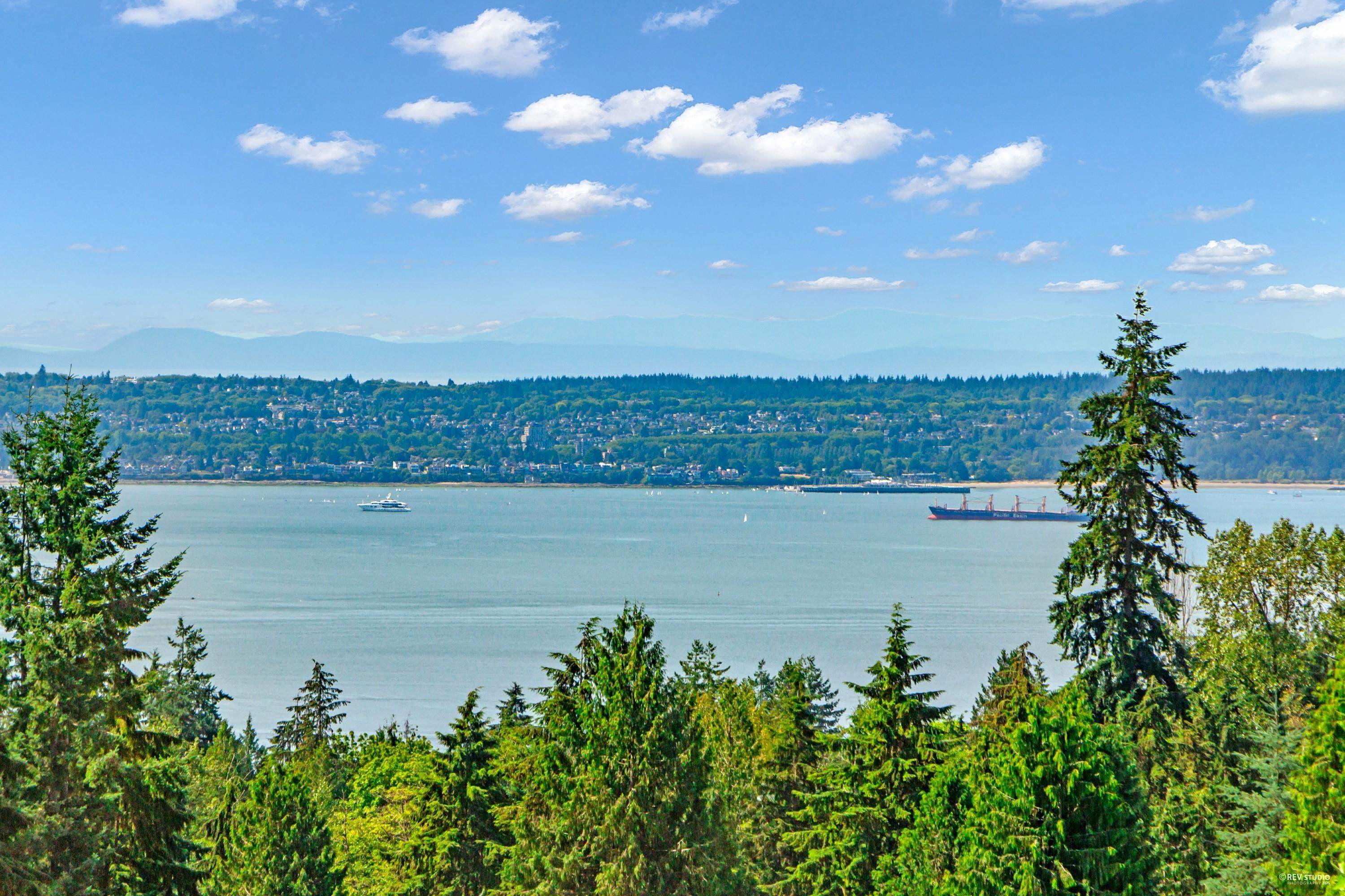 848 Fairmile Road, West Vancouver, BC