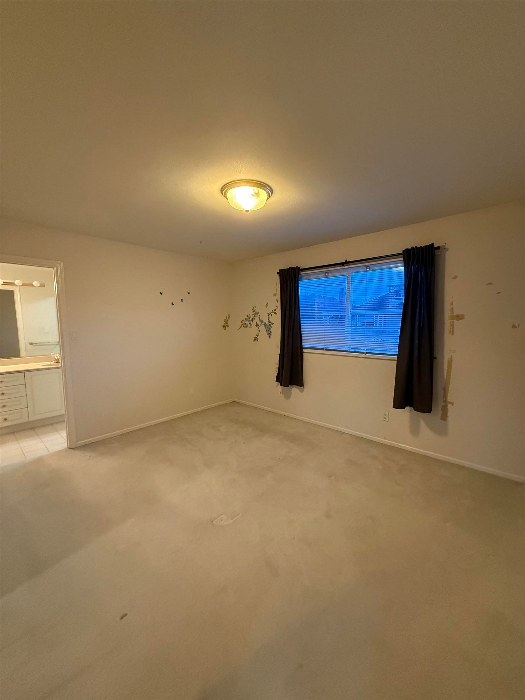 3200 River Rd, Richmond, BC