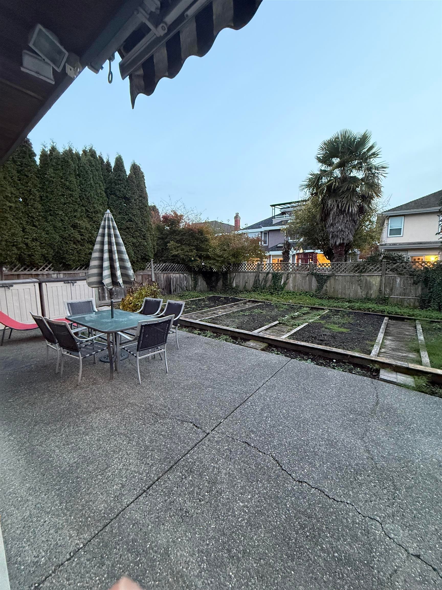 3200 River Rd, Richmond, BC