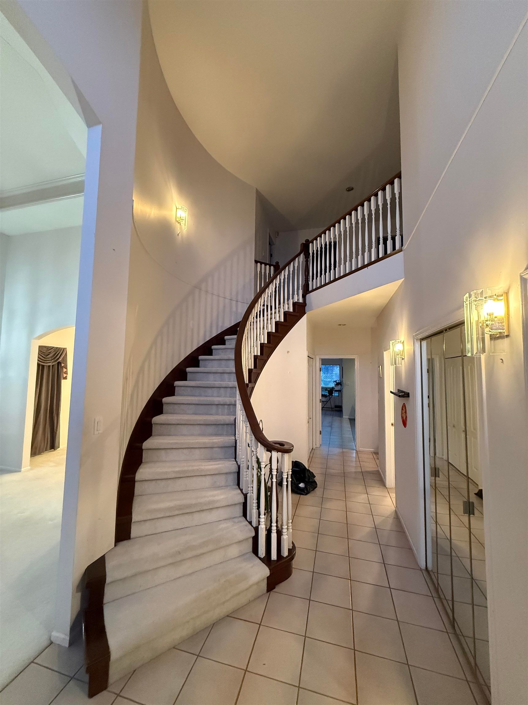 3200 River Rd, Richmond, BC