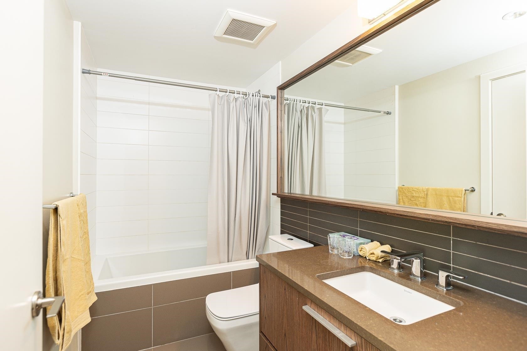 504-2975 Atlantic Ave, Coquitlam, BC