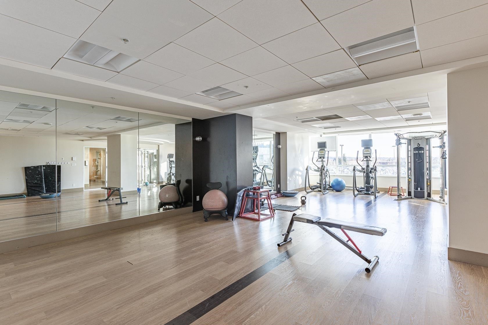 504-2975 Atlantic Ave, Coquitlam, BC