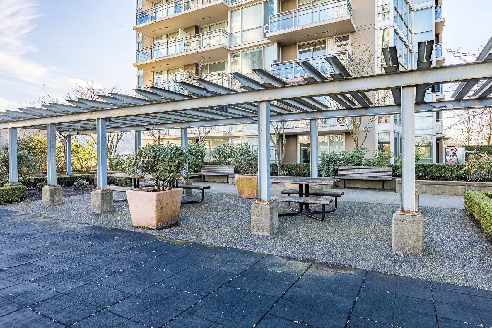 504-2975 Atlantic Ave, Coquitlam, BC