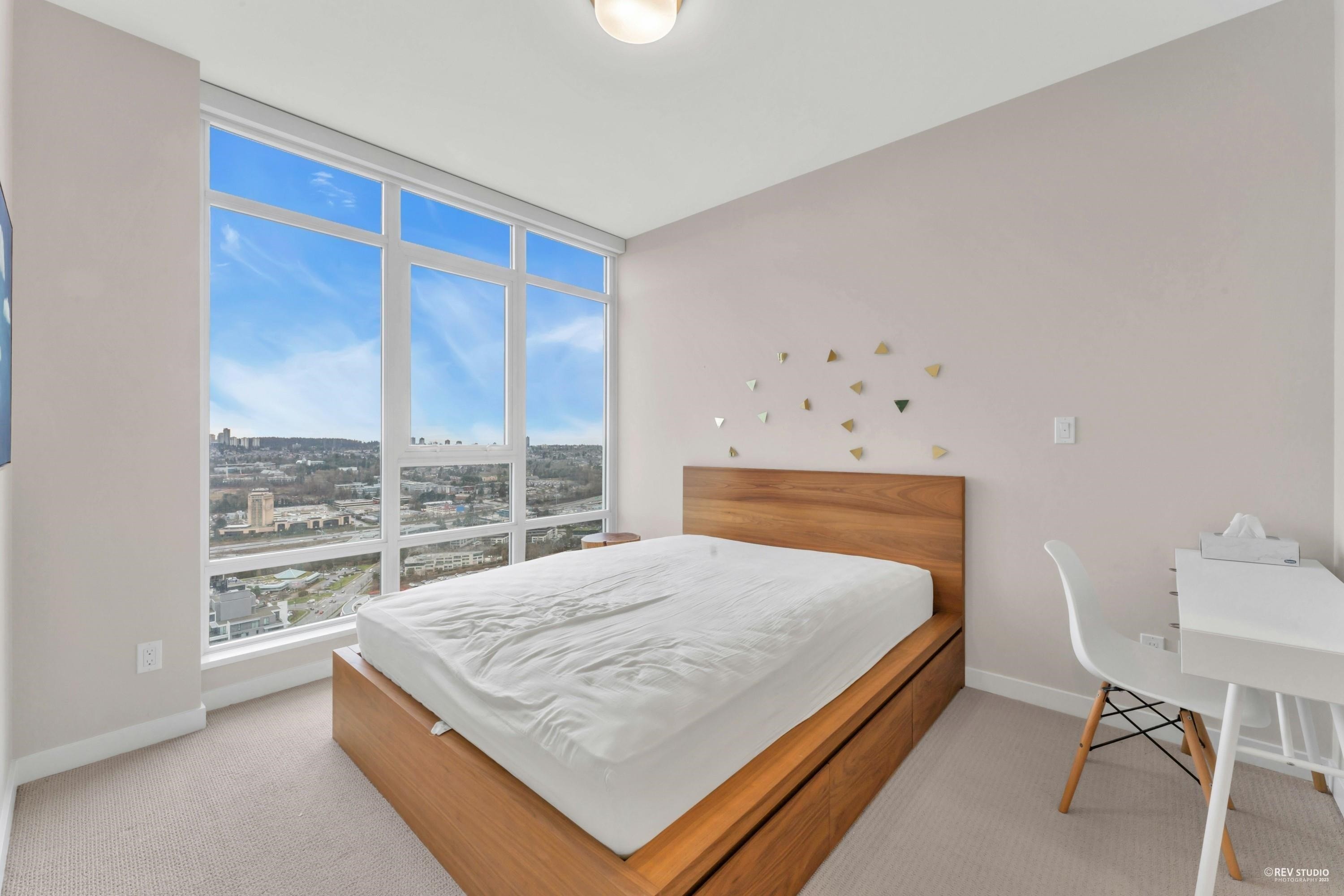 3806-2085 Skyline Crt, Burnaby, BC