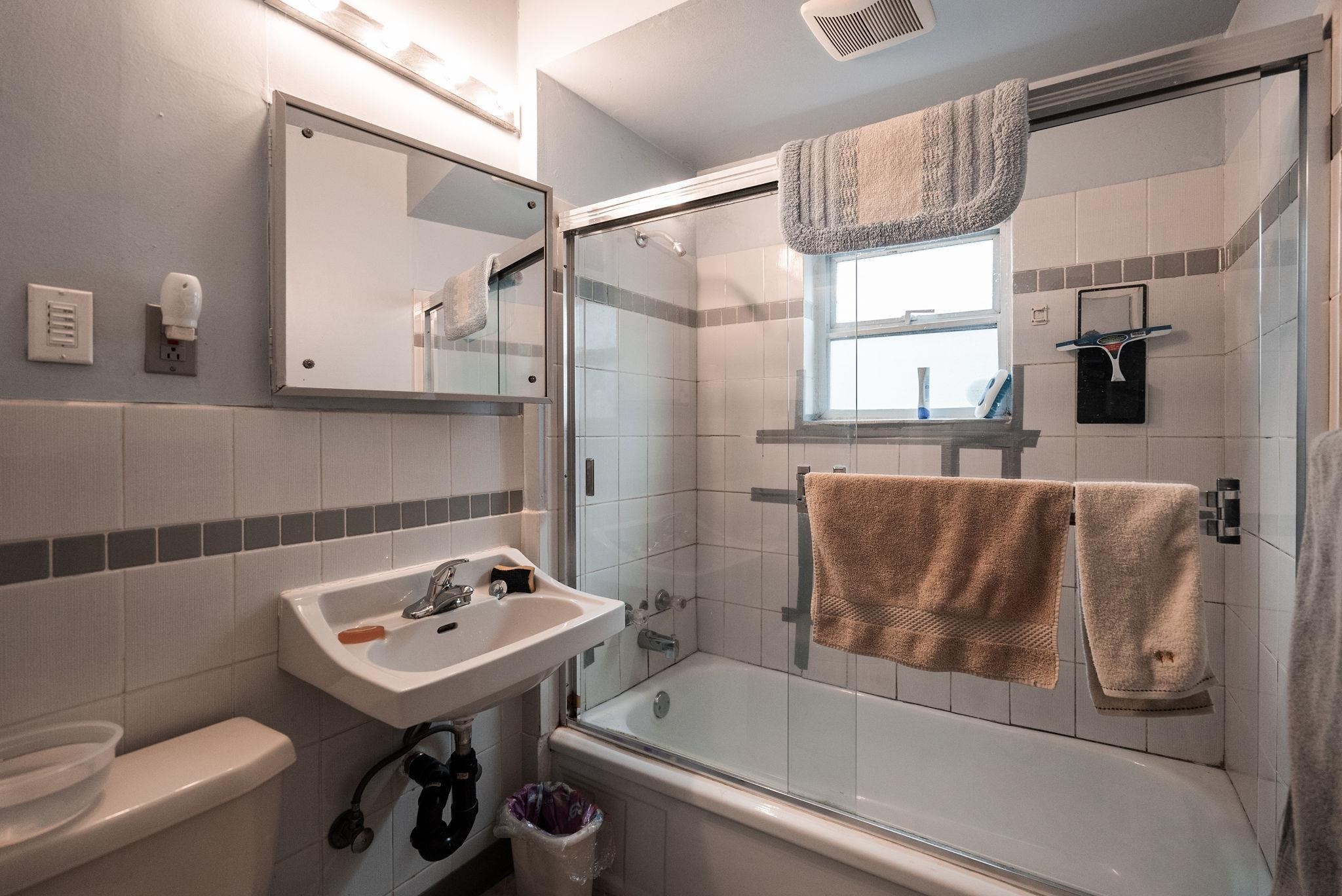 2006 Hamilton Street, New Westminster, BC