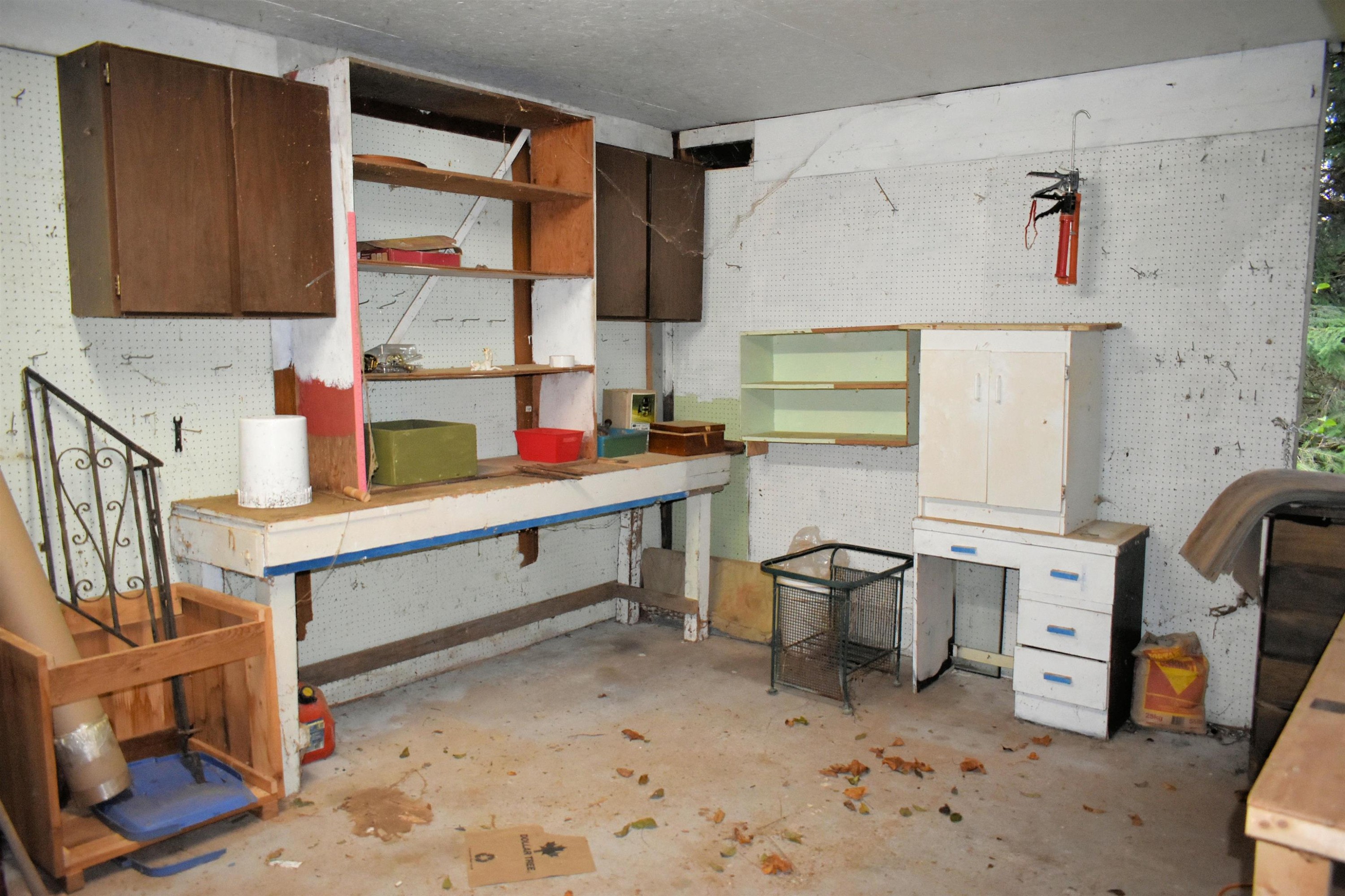 2240 Oldershaw Road, Roberts Creek, BC