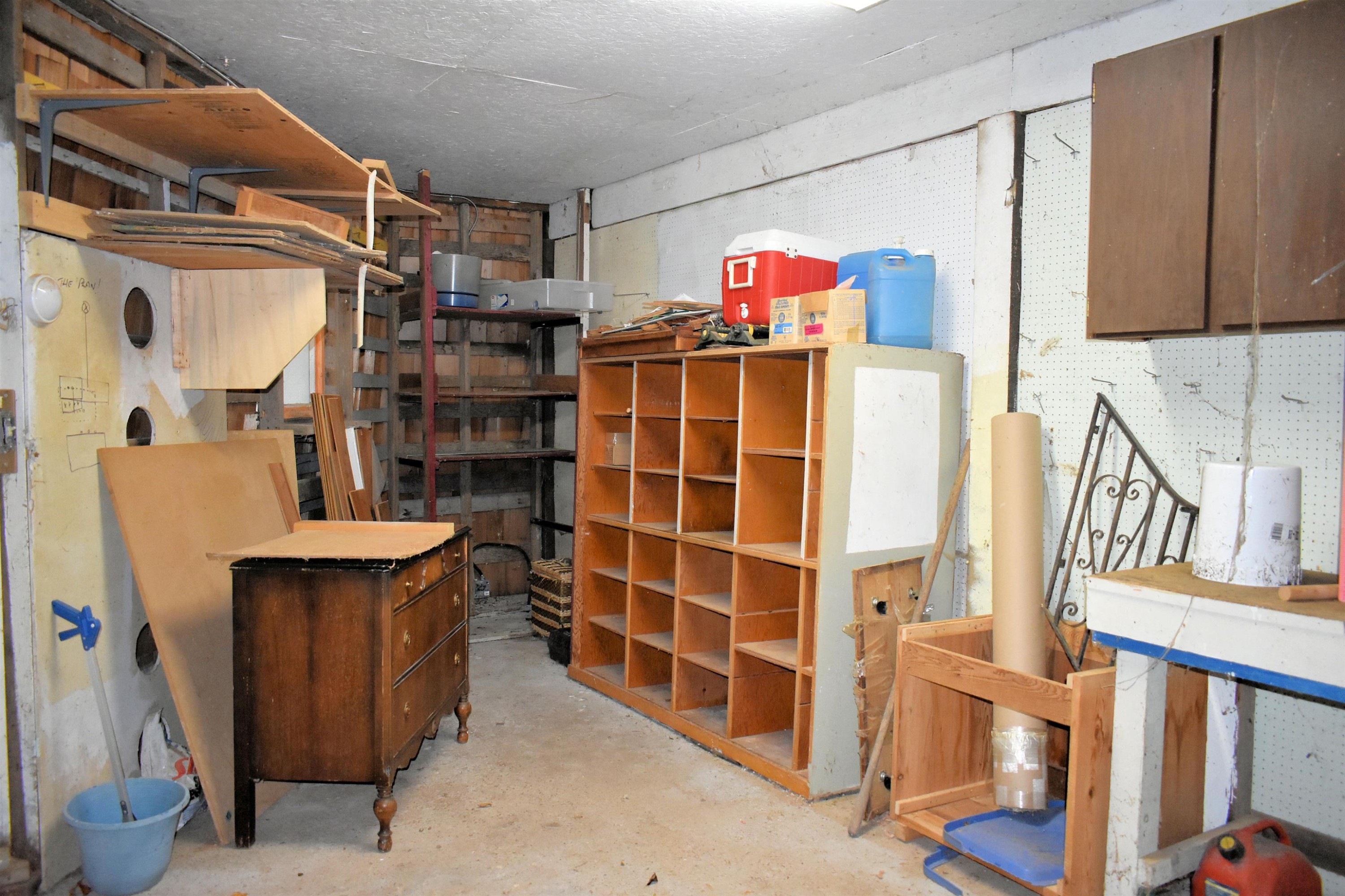 2240 Oldershaw Road, Roberts Creek, BC