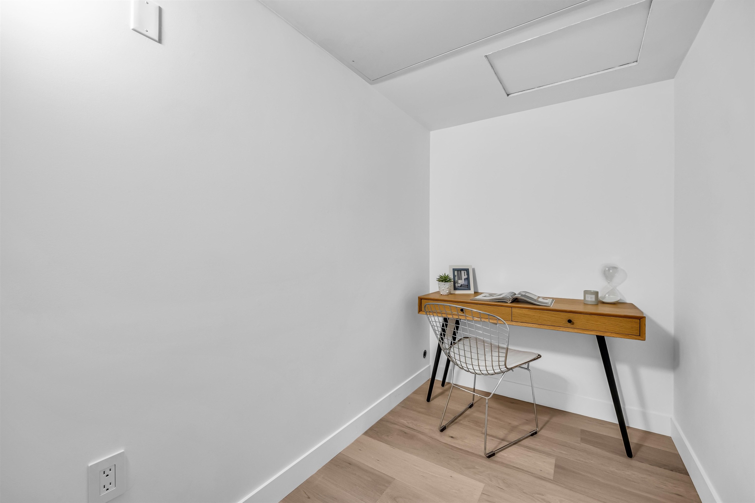 1008 52Nd Avenue W, Vancouver, BC