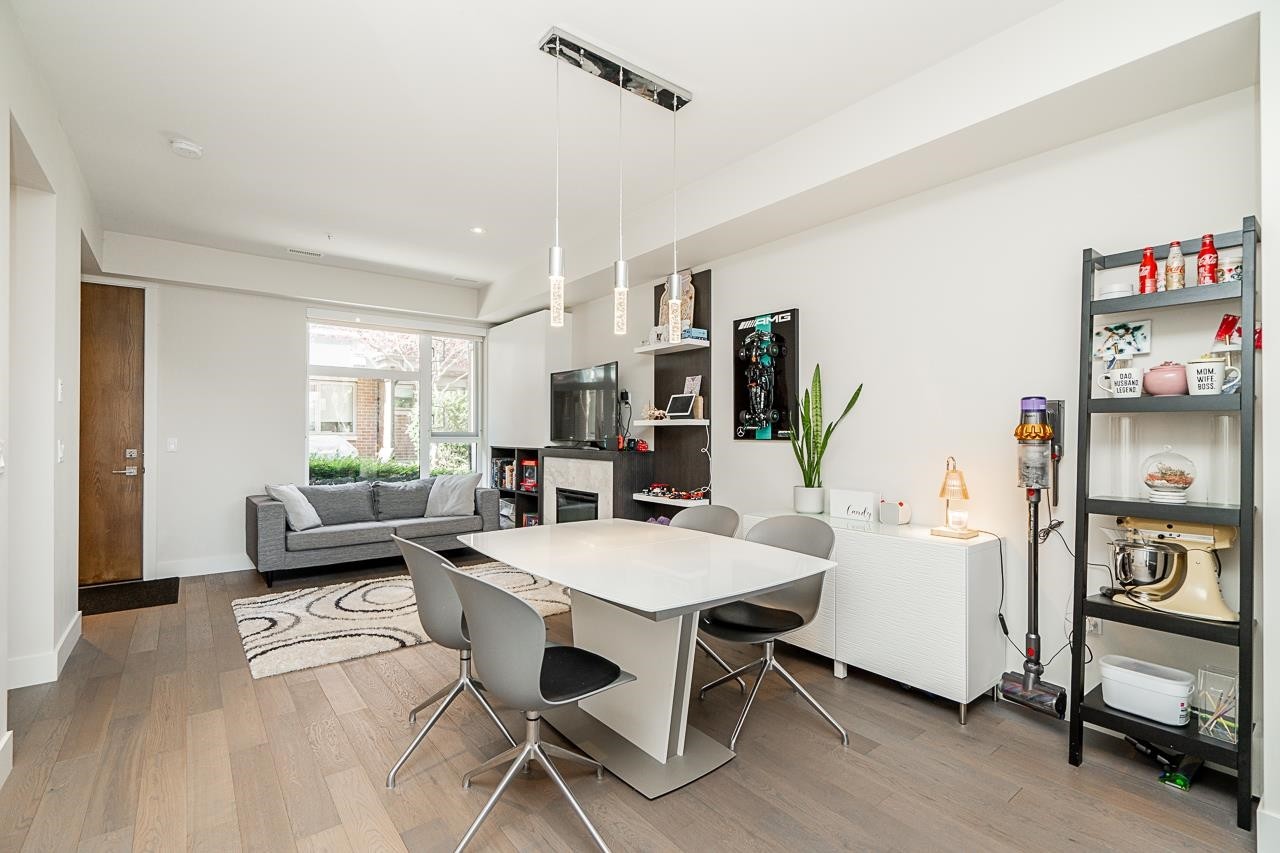 5518 Oak Street, Vancouver, BC