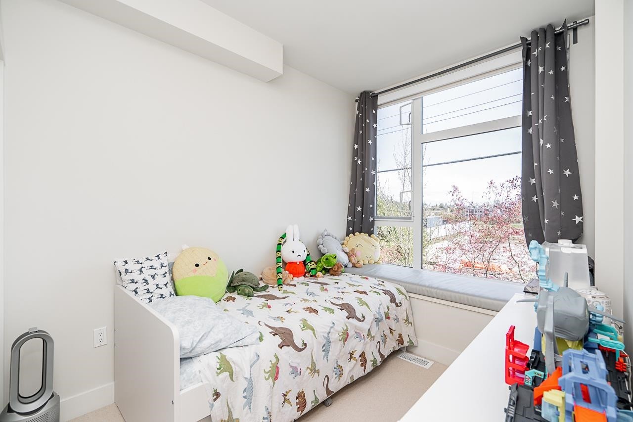 5518 Oak Street, Vancouver, BC