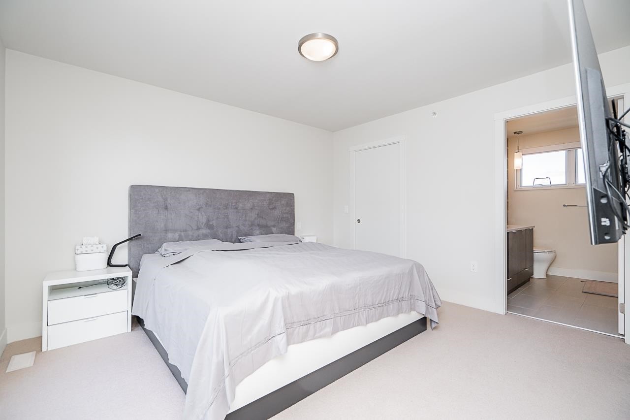 5518 Oak Street, Vancouver, BC