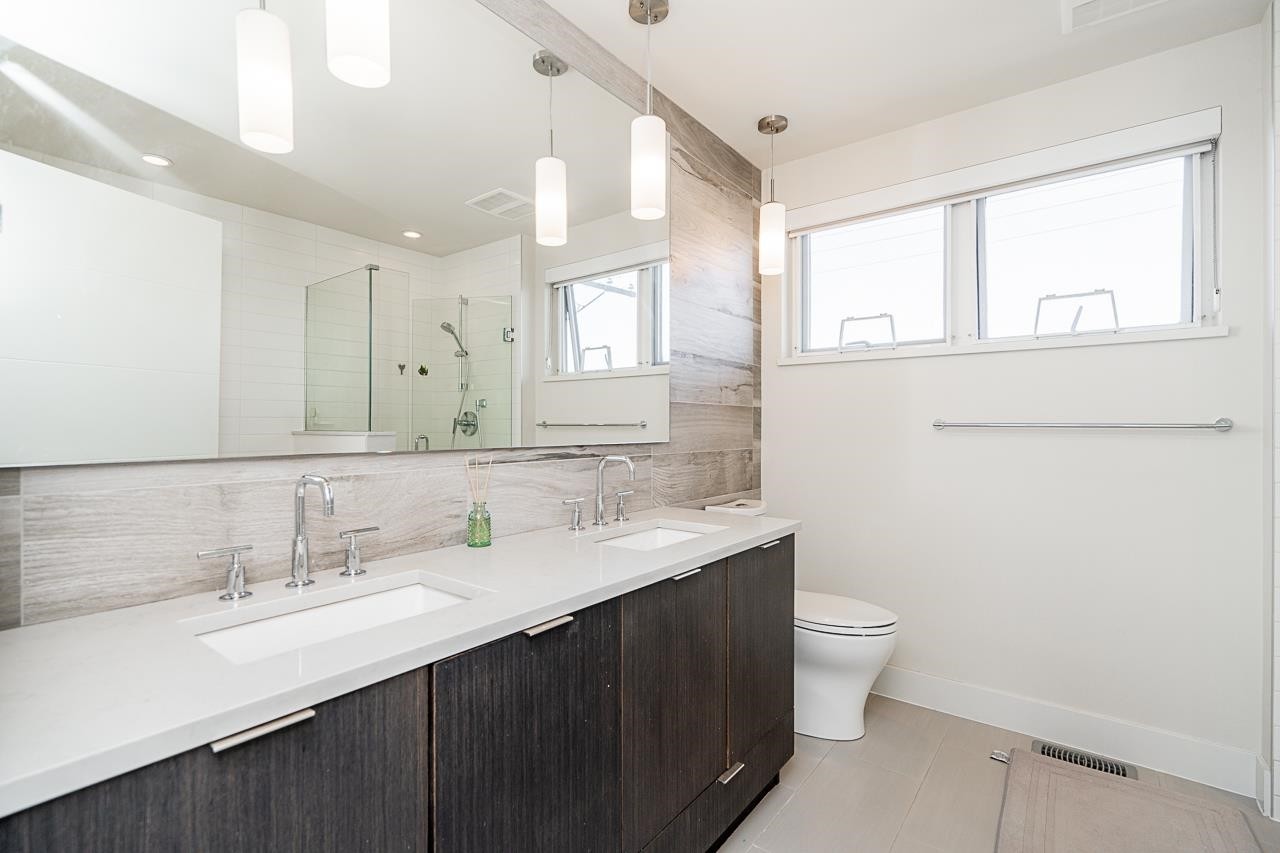 5518 Oak Street, Vancouver, BC