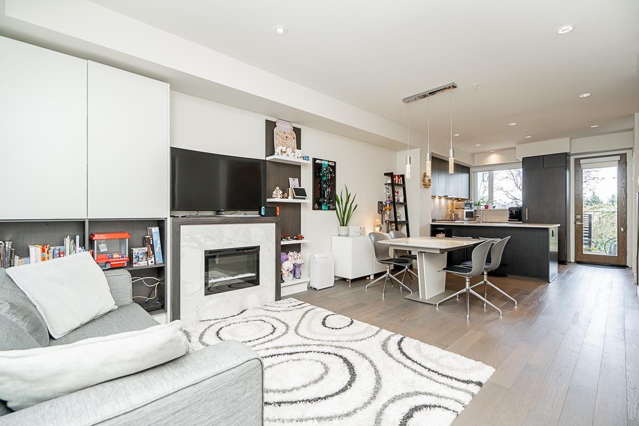 5518 Oak Street, Vancouver, BC