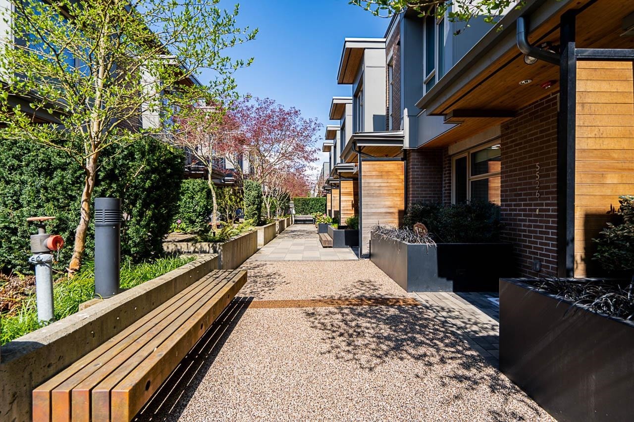 5518 Oak Street, Vancouver, BC