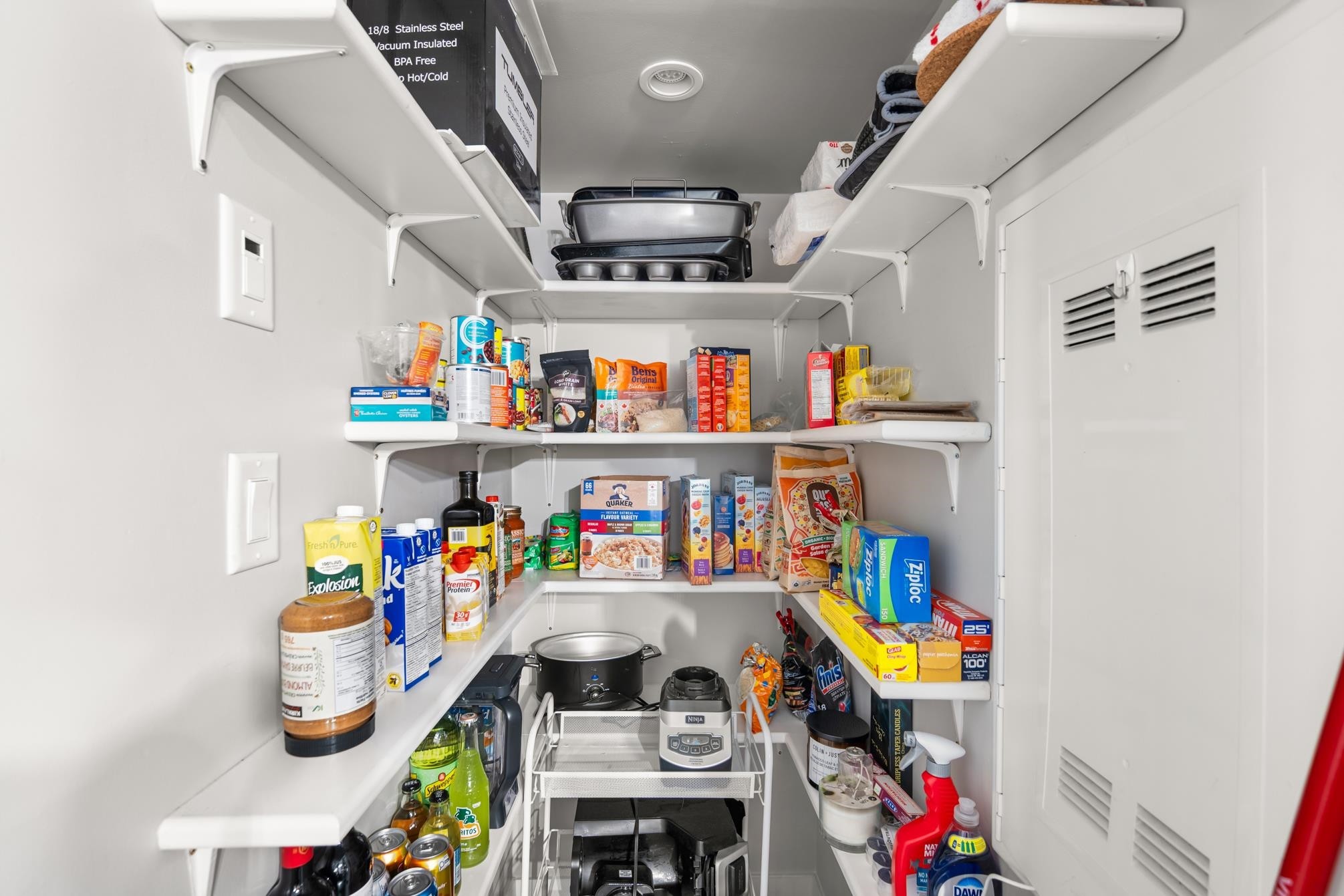 66 1St Avenue W, Vancouver, BC