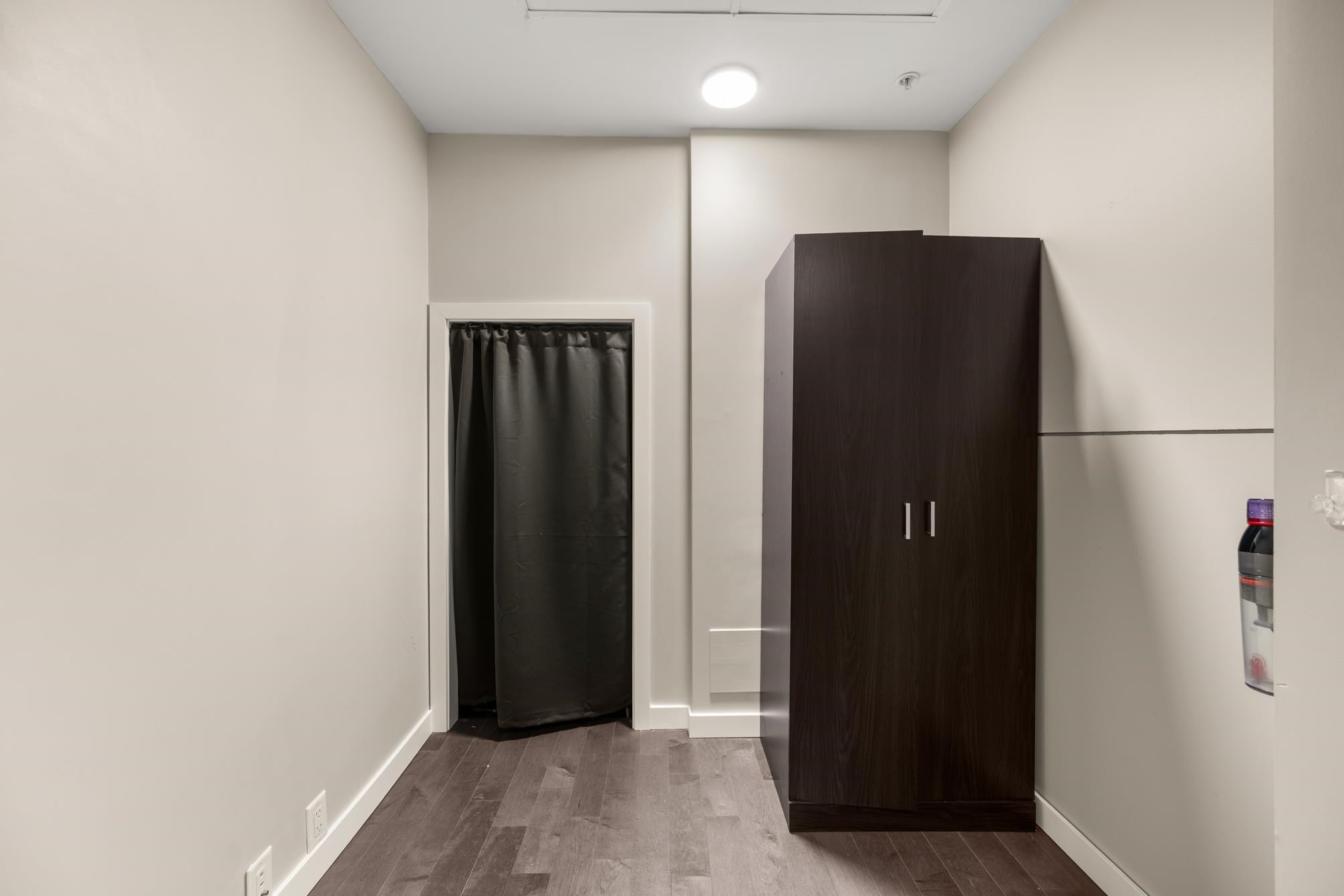 66 1St Avenue W, Vancouver, BC