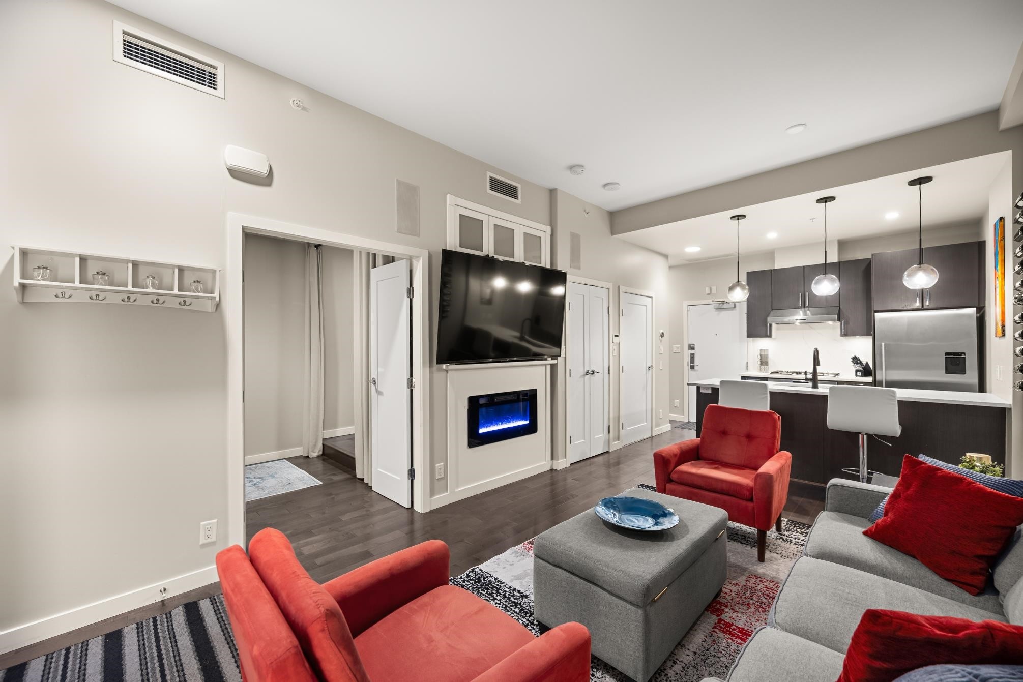 66 1St Avenue W, Vancouver, BC