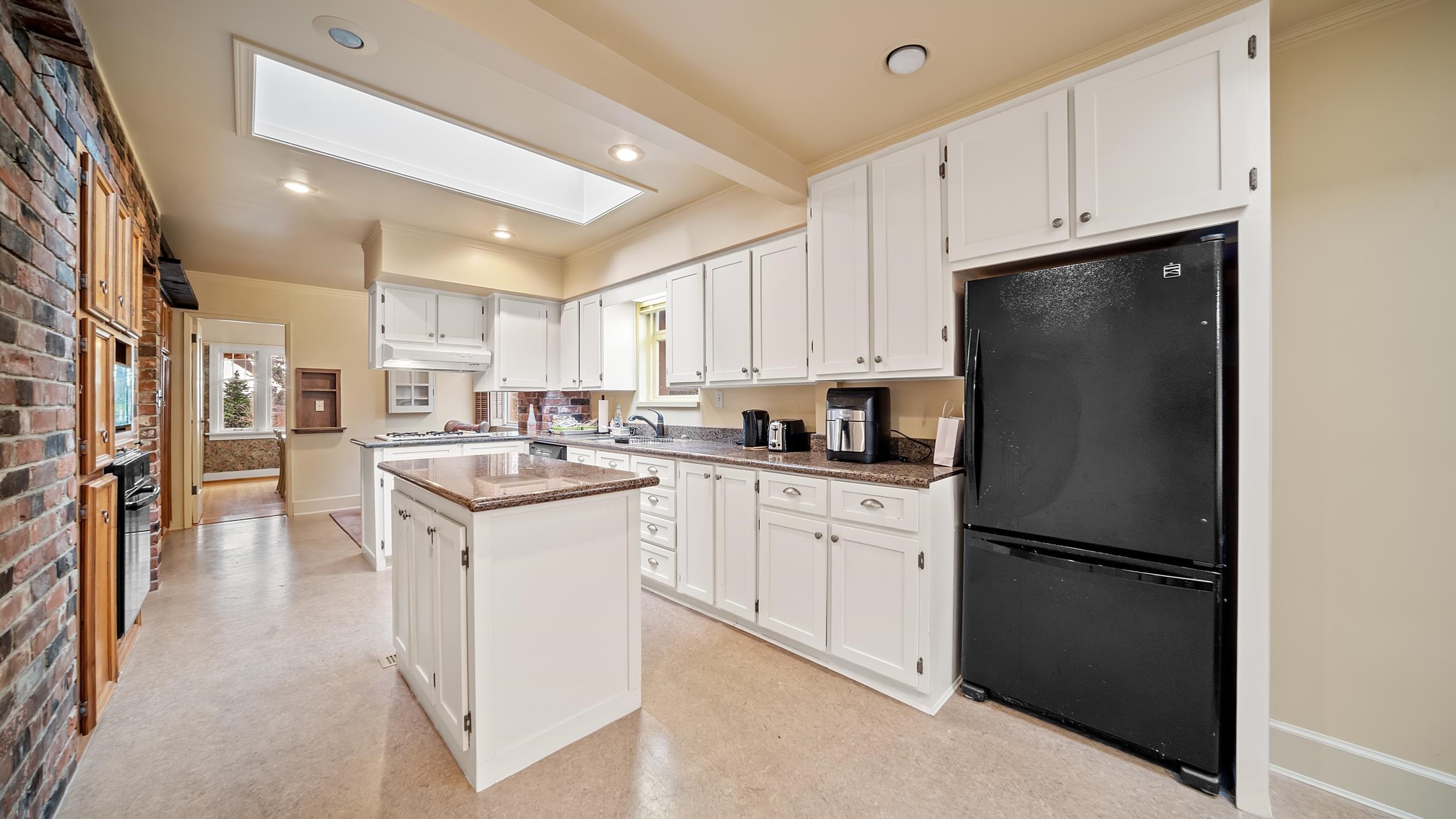 3537 31St Avenue W, Vancouver, BC