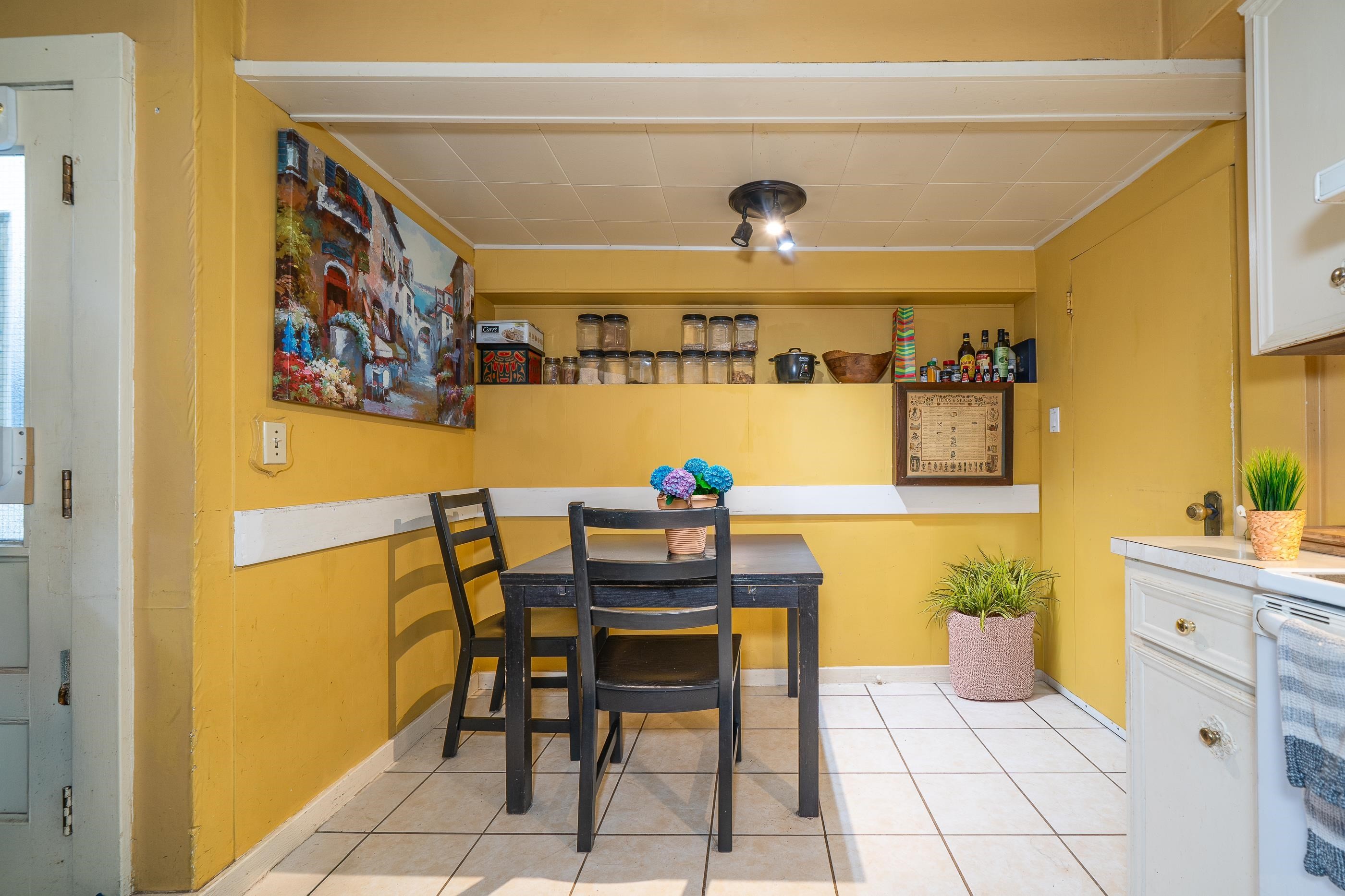 1989 King Edward Avenue W, Vancouver, BC