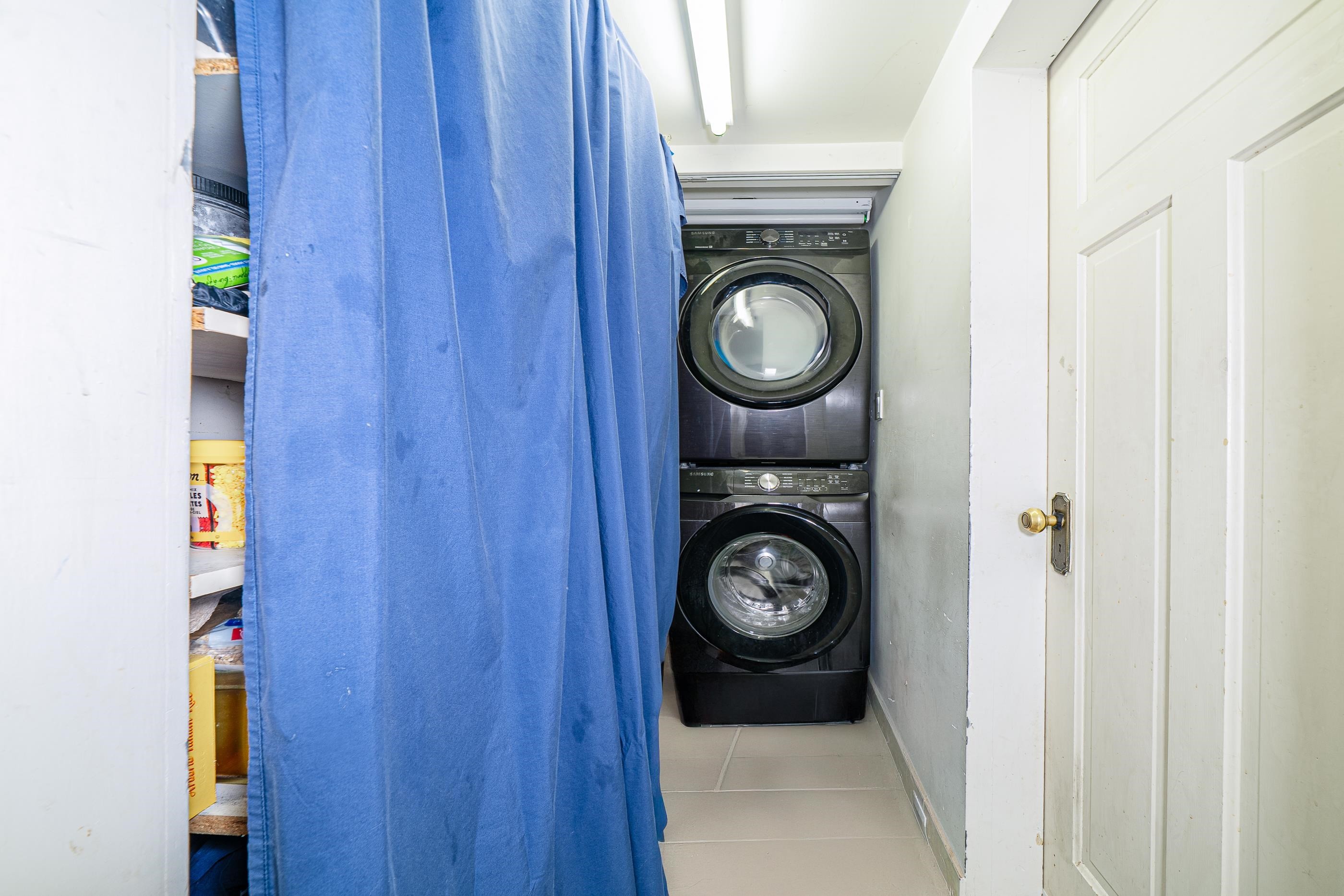 1989 King Edward Avenue W, Vancouver, BC