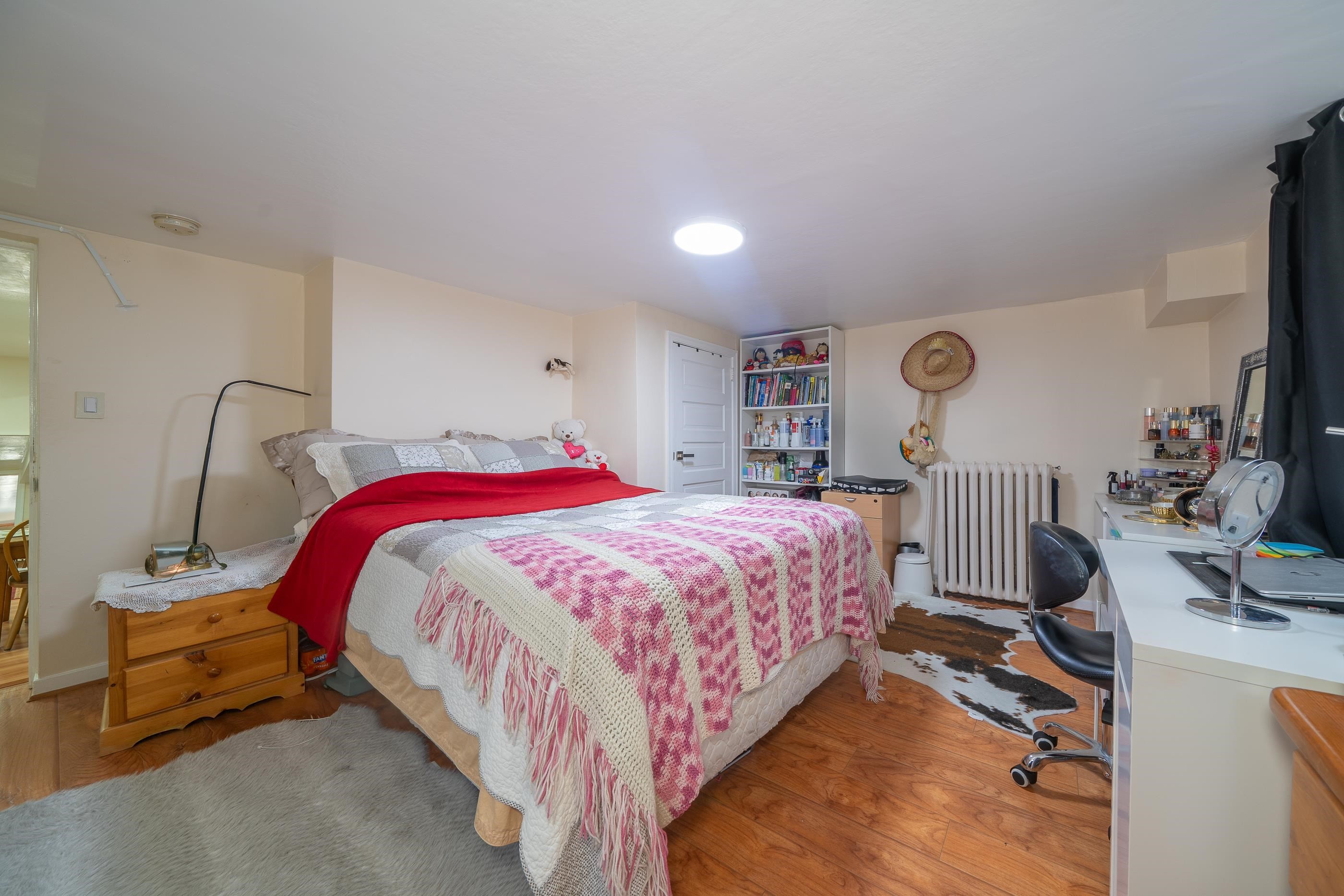 1989 King Edward Avenue W, Vancouver, BC