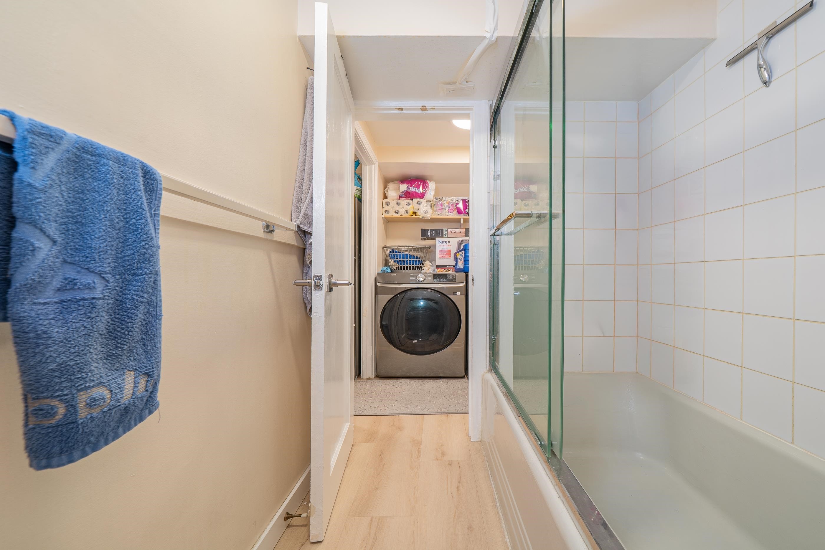 1989 King Edward Avenue W, Vancouver, BC