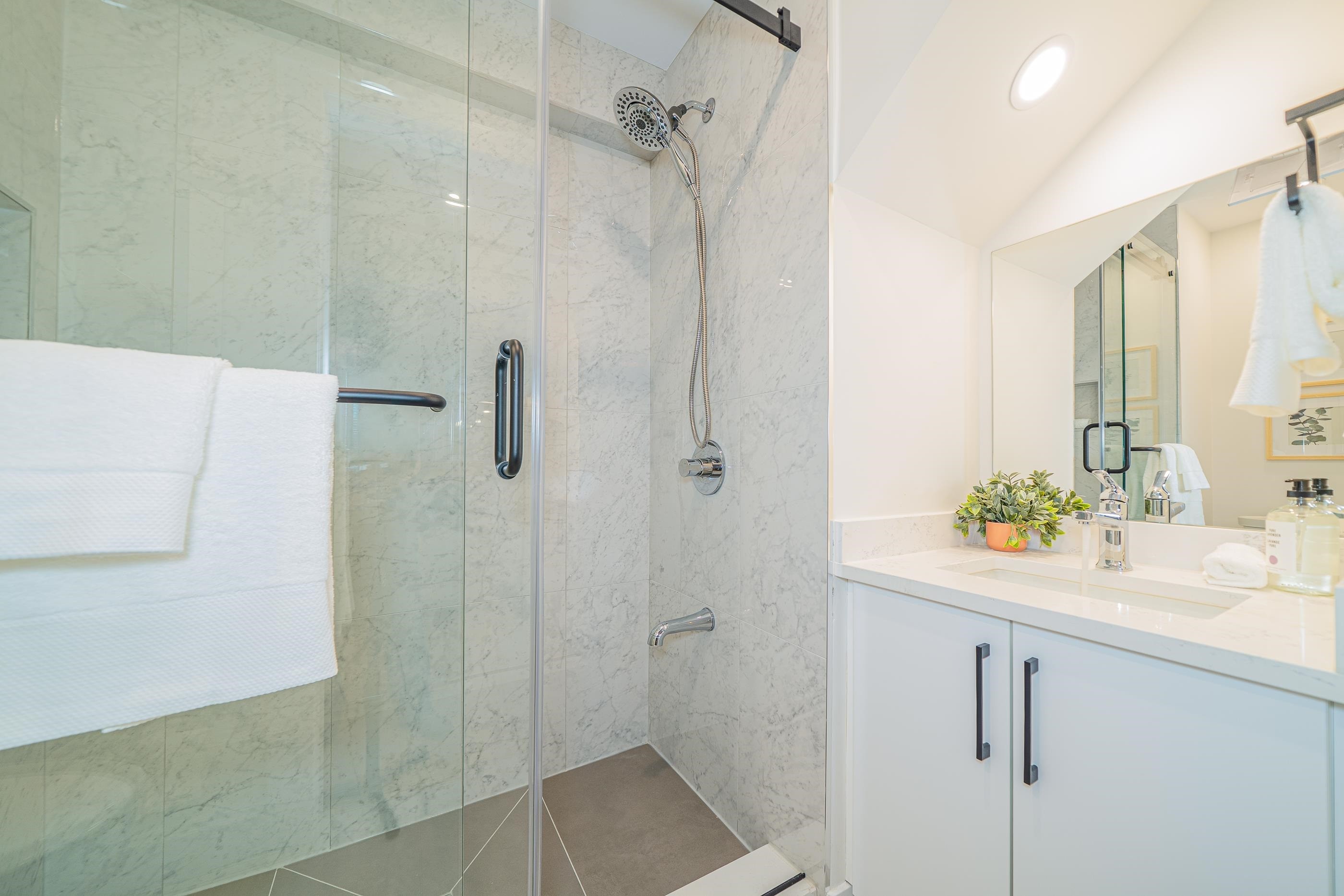 1926 William Street, Vancouver, BC