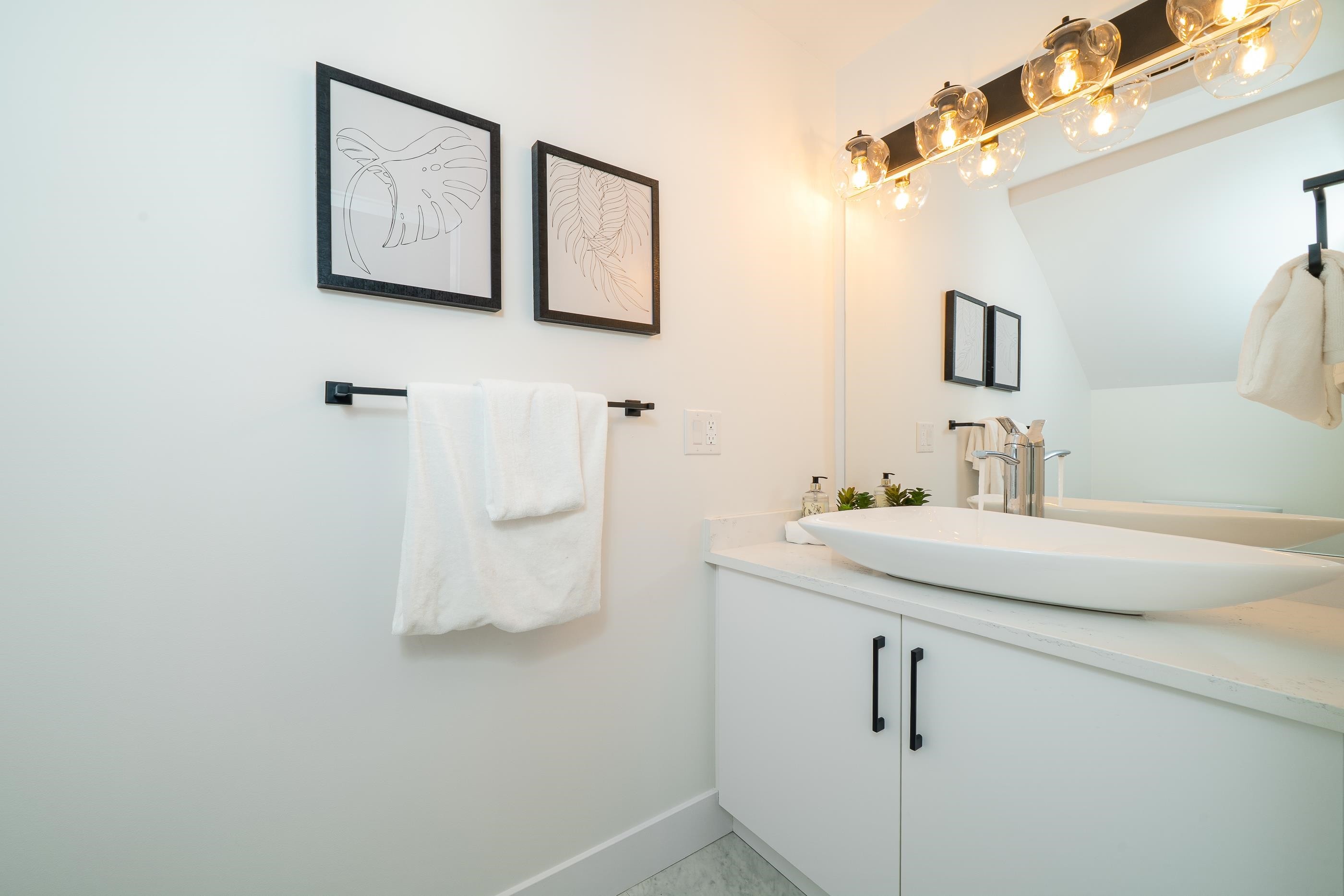 1924 William Street, Vancouver, BC