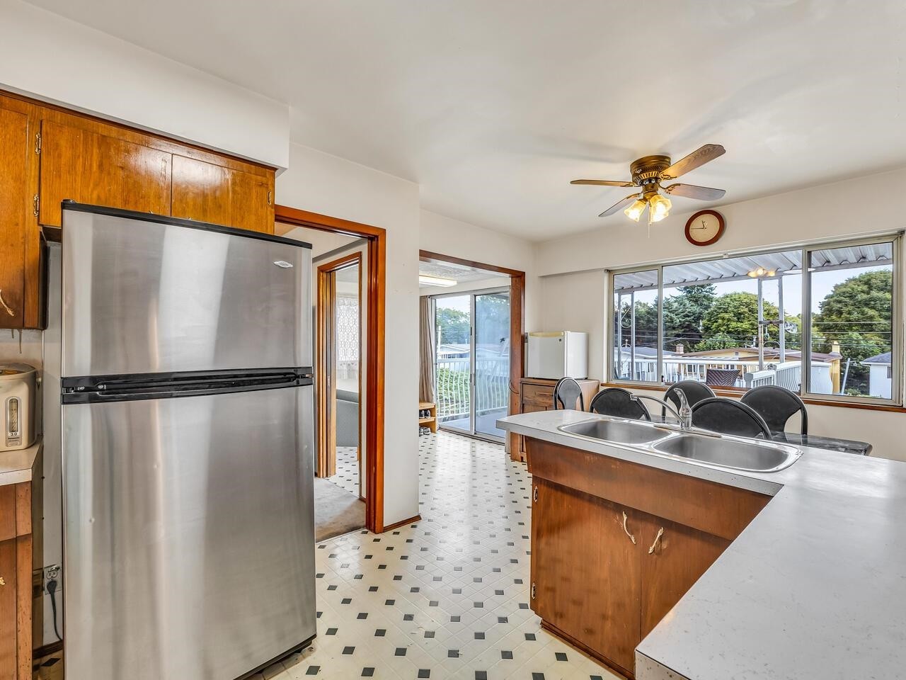 6036 Knight Street, Vancouver, BC