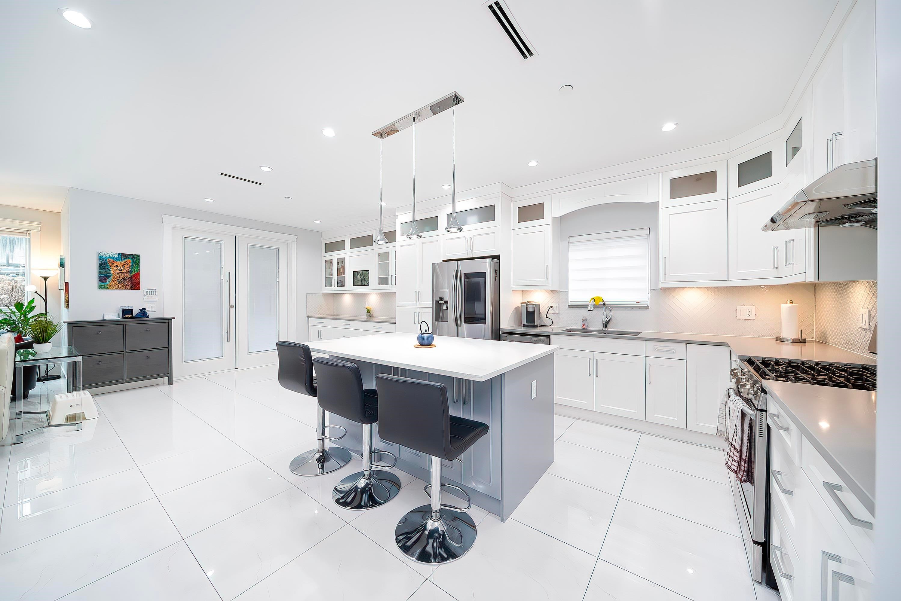 1470 Pitt River Road, Port Coquitlam, BC