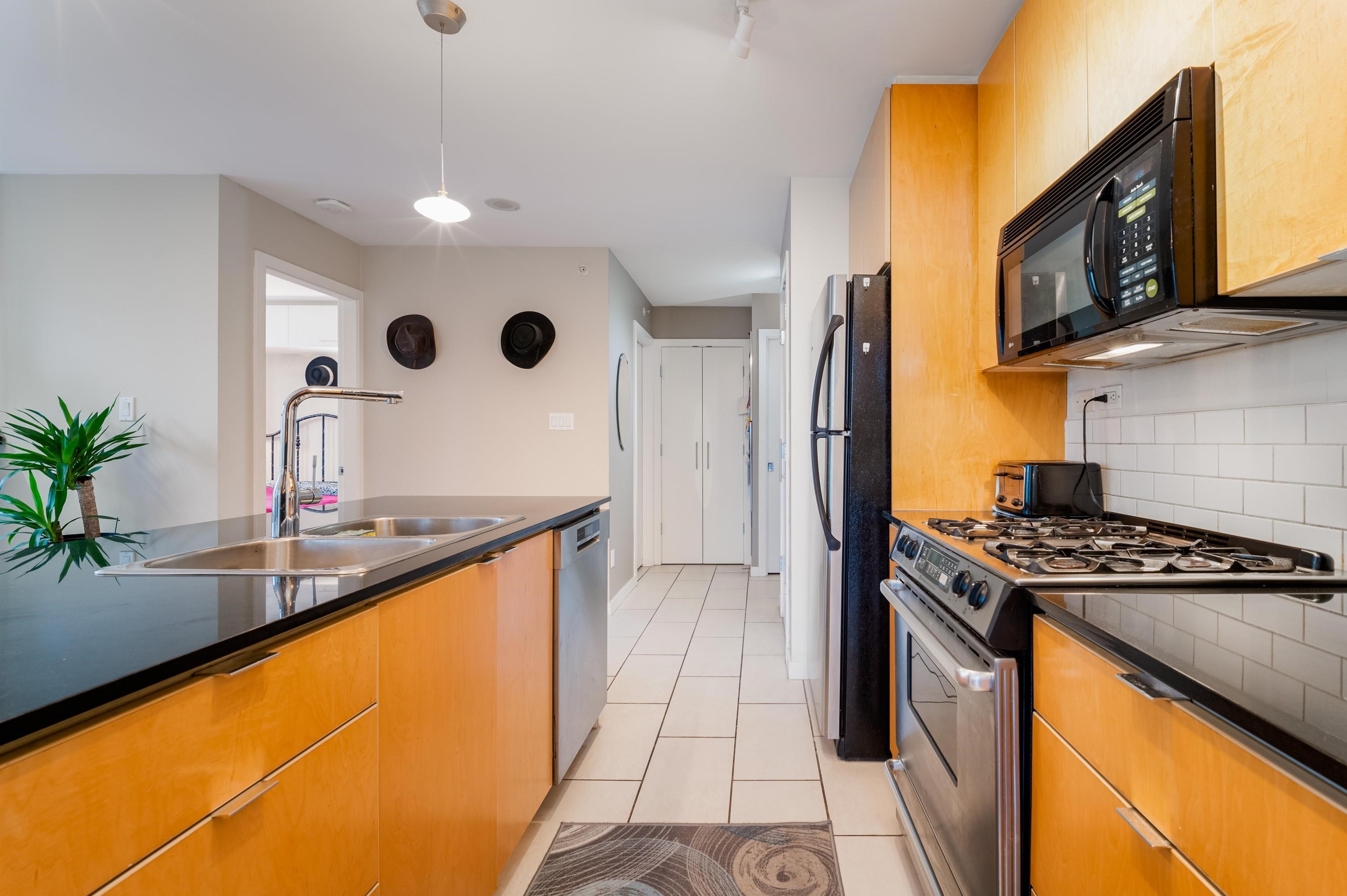 506-989 Beatty Street, Vancouver, BC