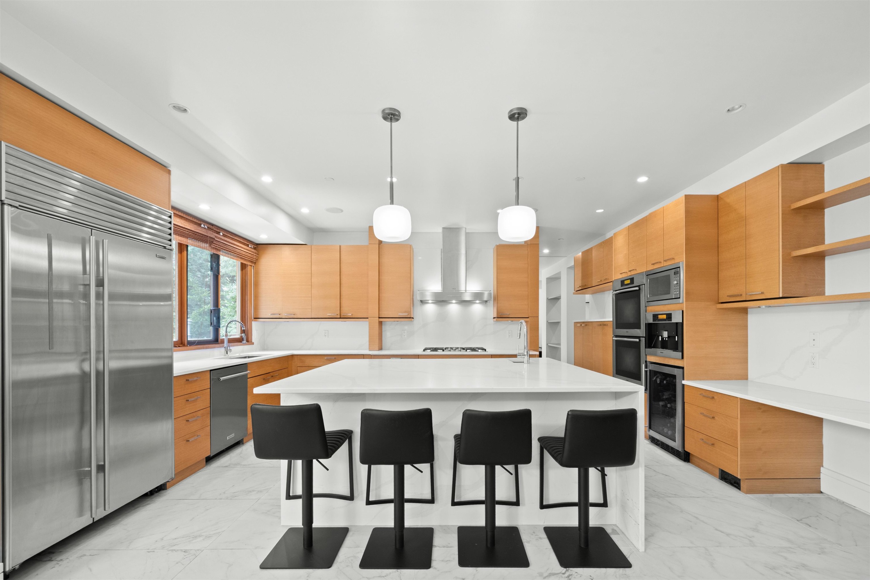 510 Eastcot Road, West Vancouver, BC