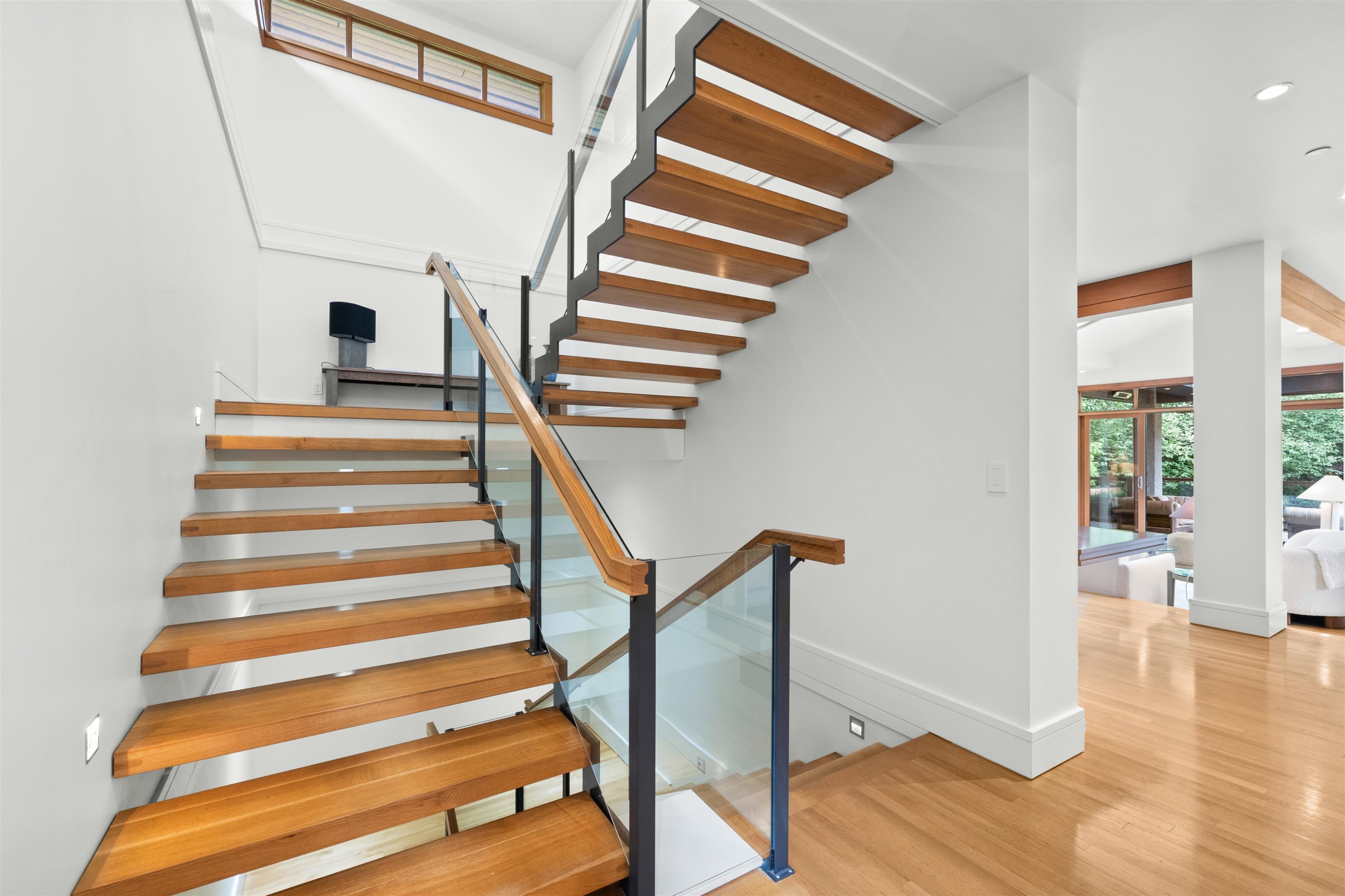 510 Eastcot Road, West Vancouver, BC