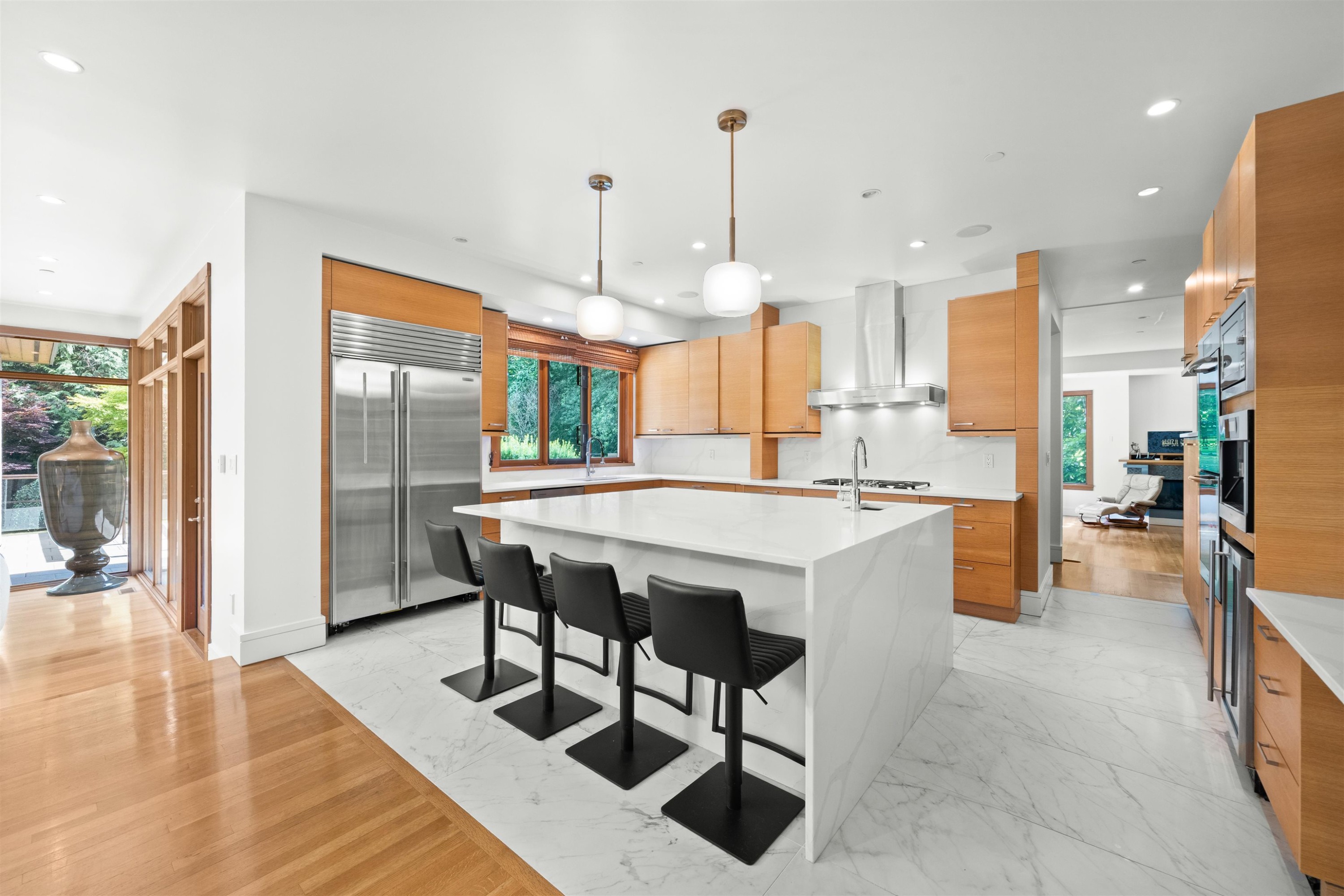 510 Eastcot Road, West Vancouver, BC