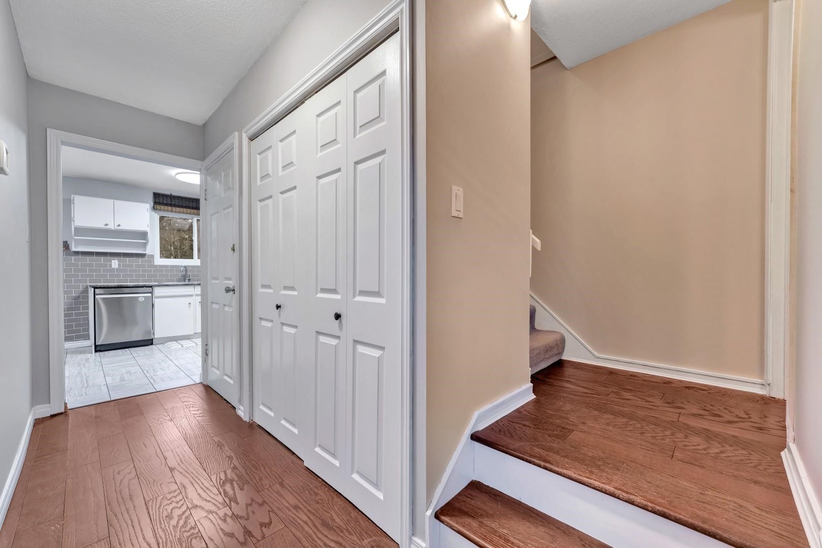 2158 Sandra Way, Port Coquitlam, BC