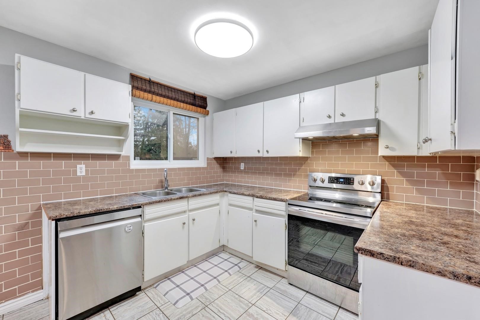 2158 Sandra Way, Port Coquitlam, BC