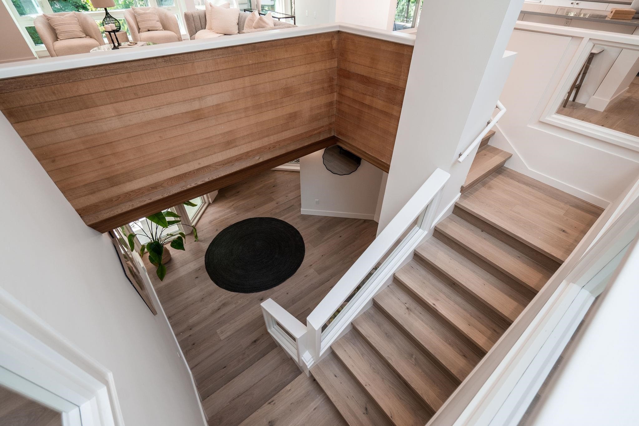 5061 Bear Lane, West Vancouver, BC