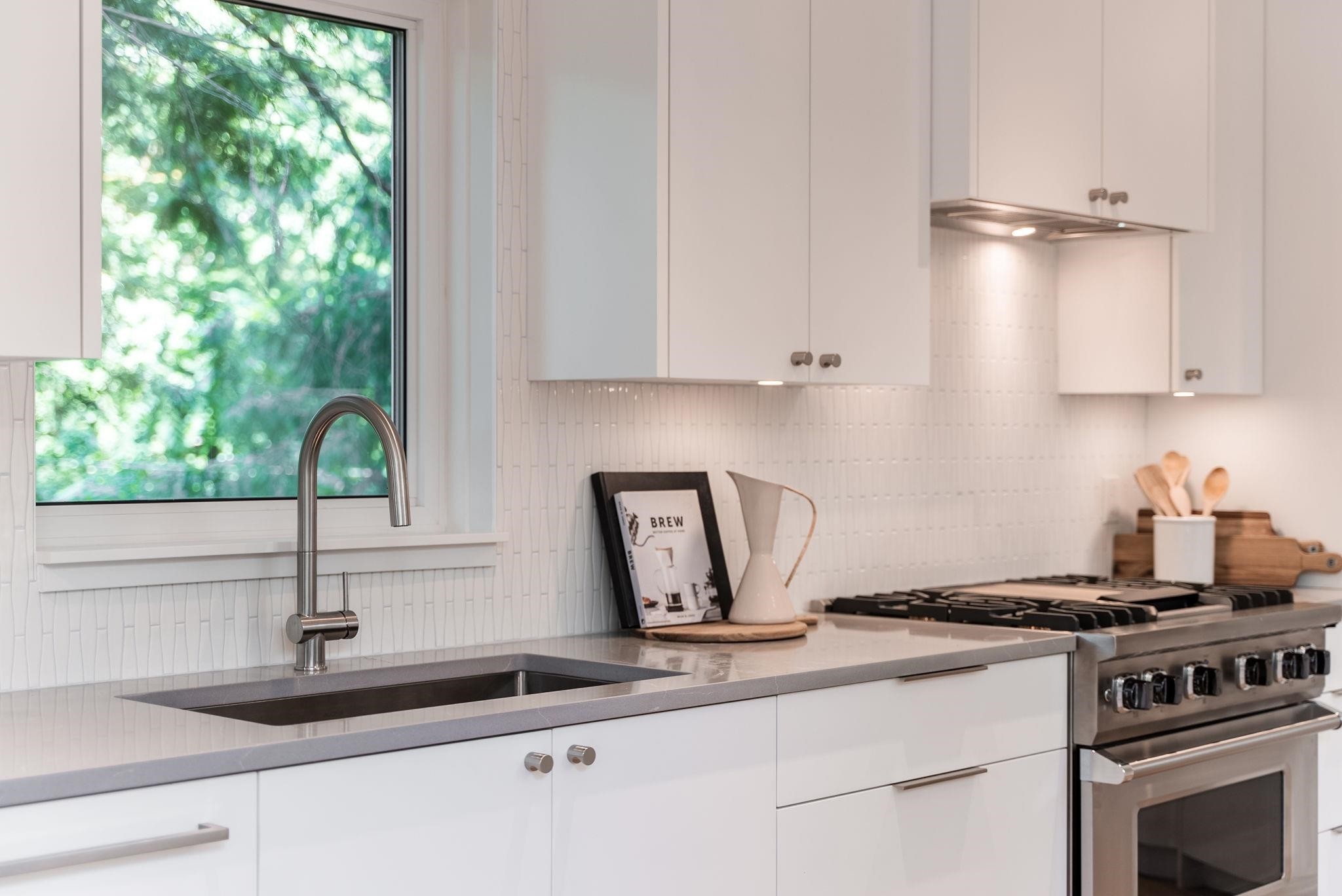 5061 Bear Lane, West Vancouver, BC