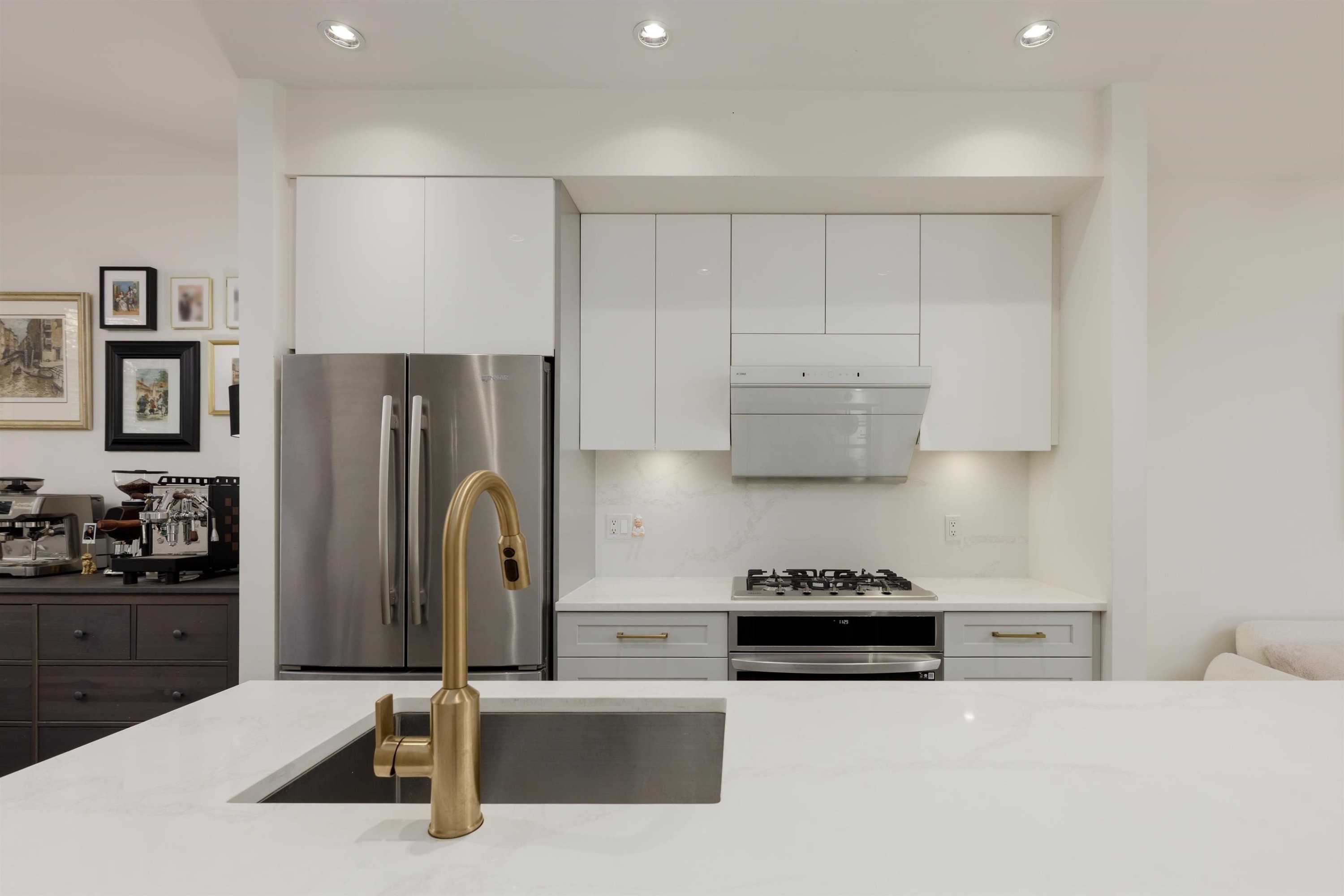 828 6Th Avenue W, Vancouver, BC