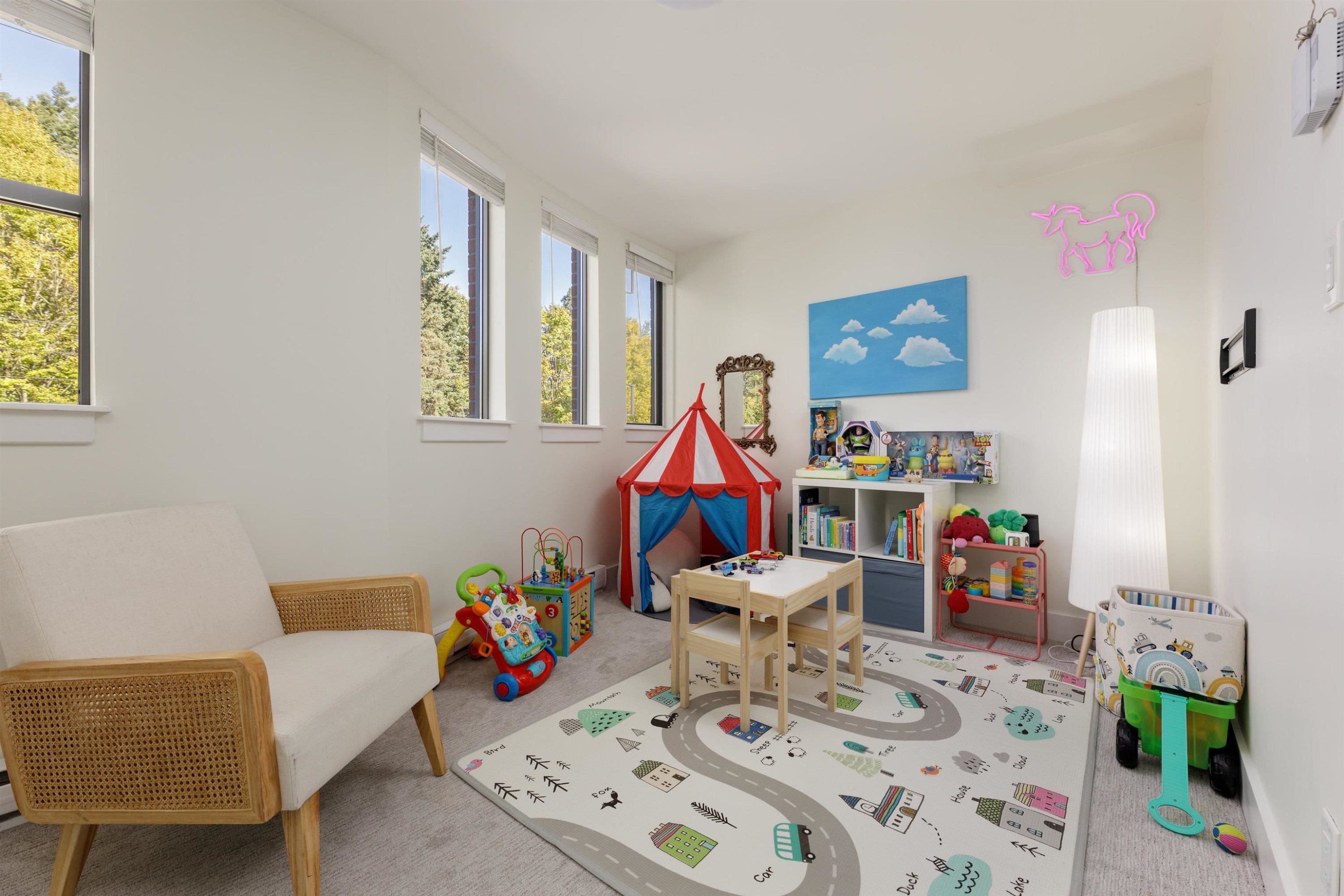 828 6Th Avenue W, Vancouver, BC