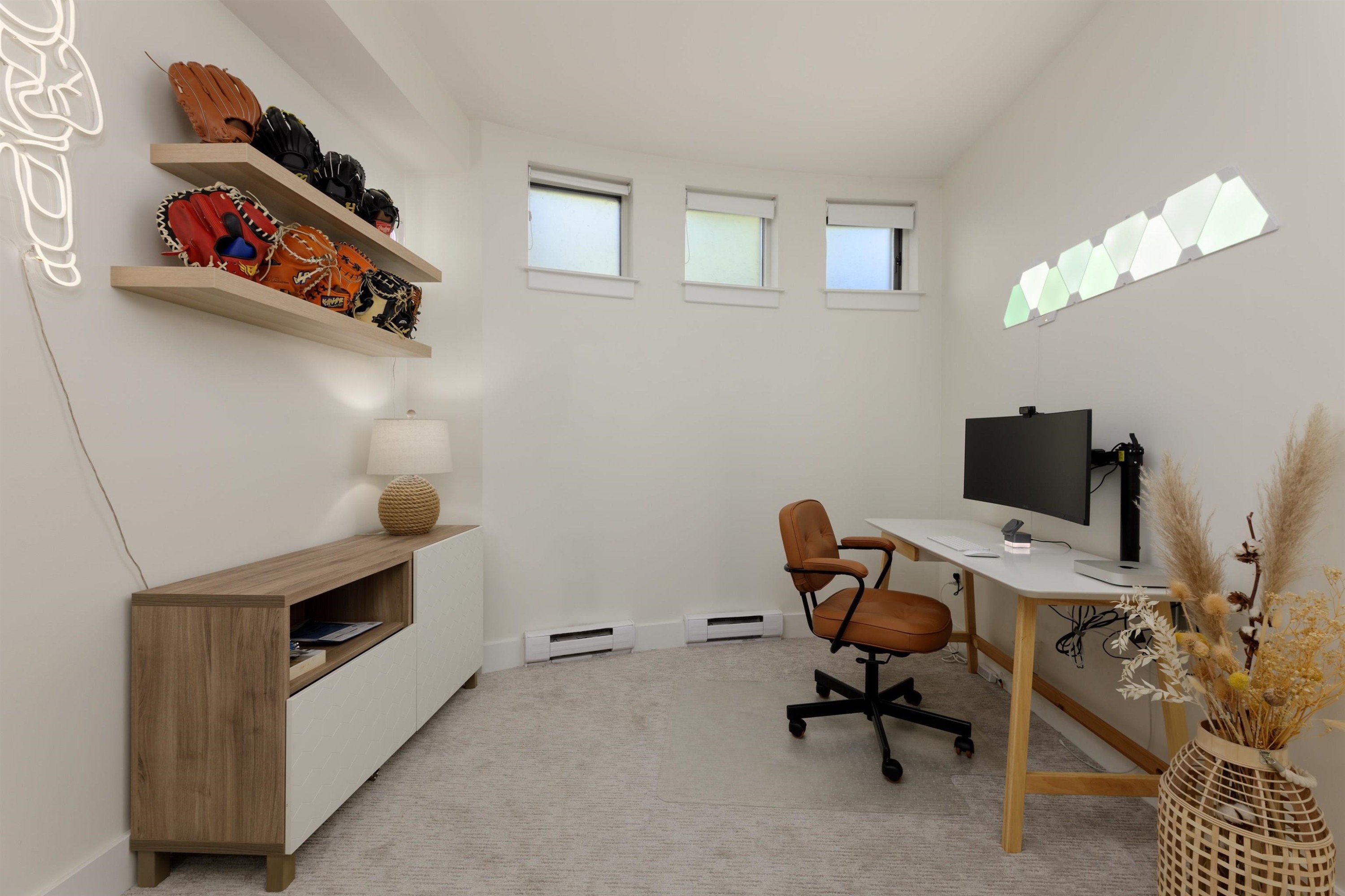 828 6Th Avenue W, Vancouver, BC