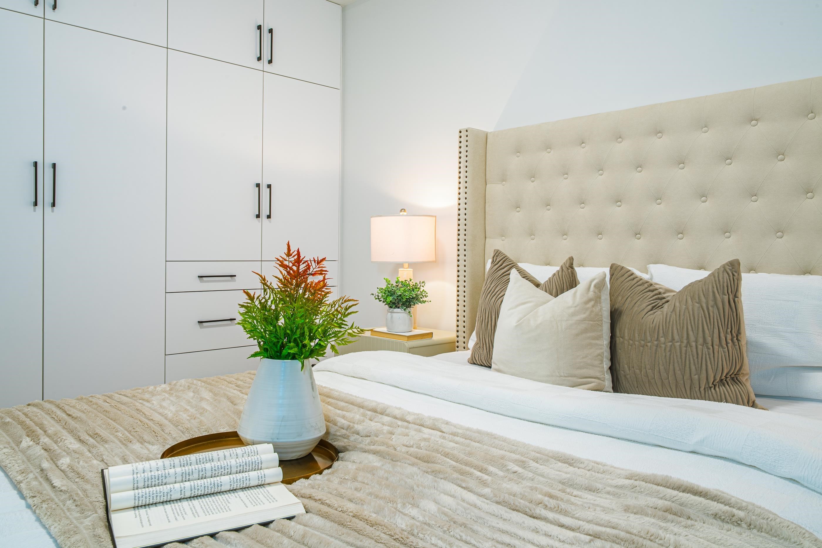 2735 8Th Avenue W, Vancouver, BC