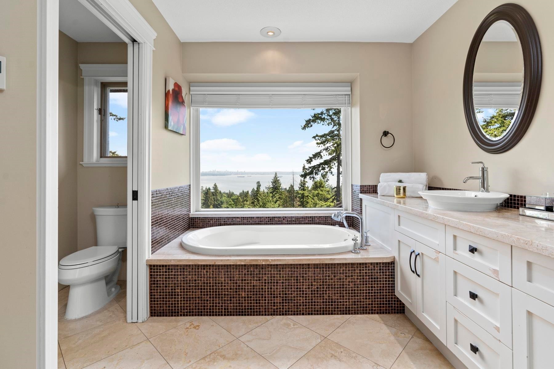 4882 Vista Place, West Vancouver, BC