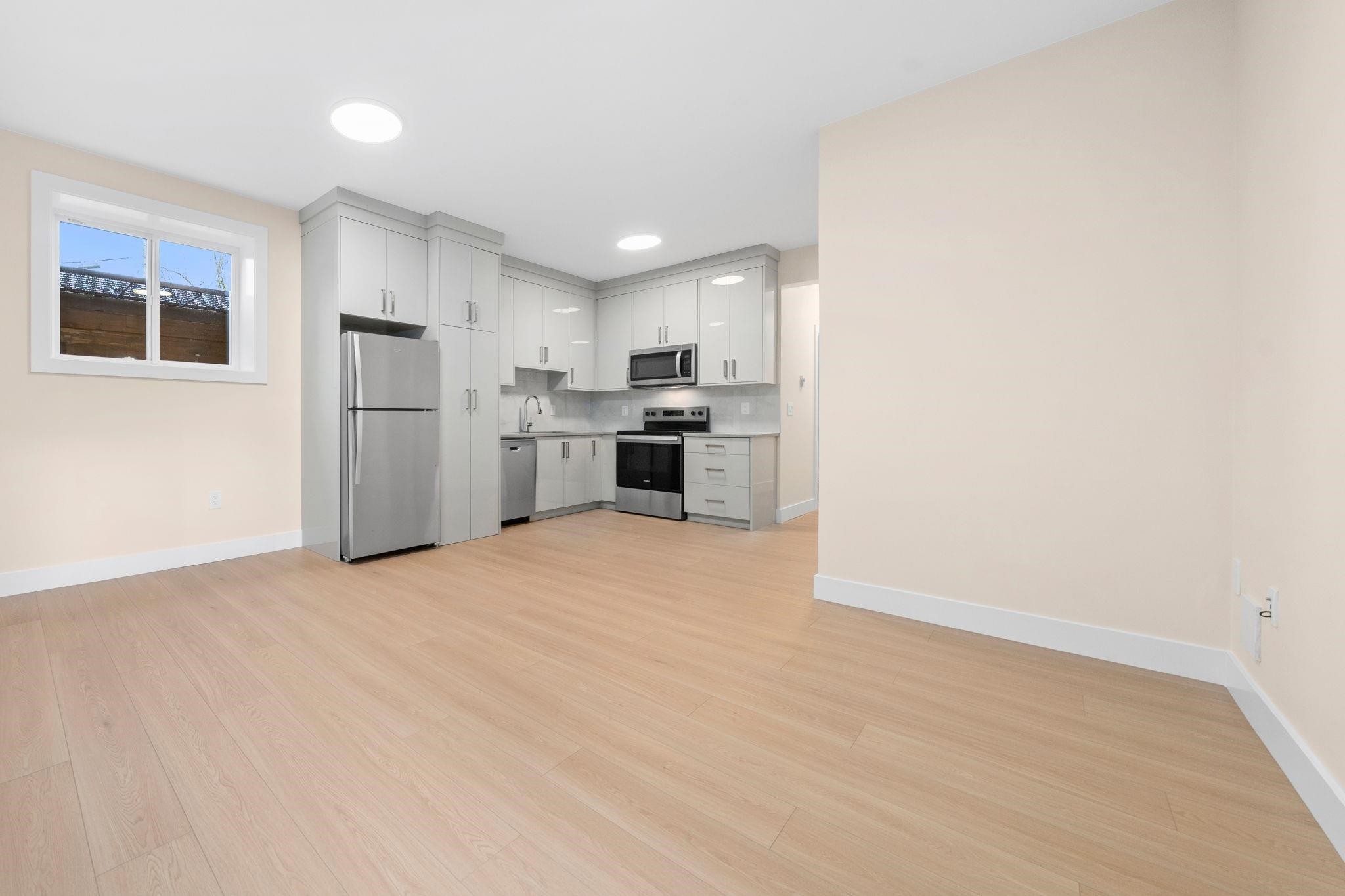 361 22Nd Street E, North Vancouver, BC