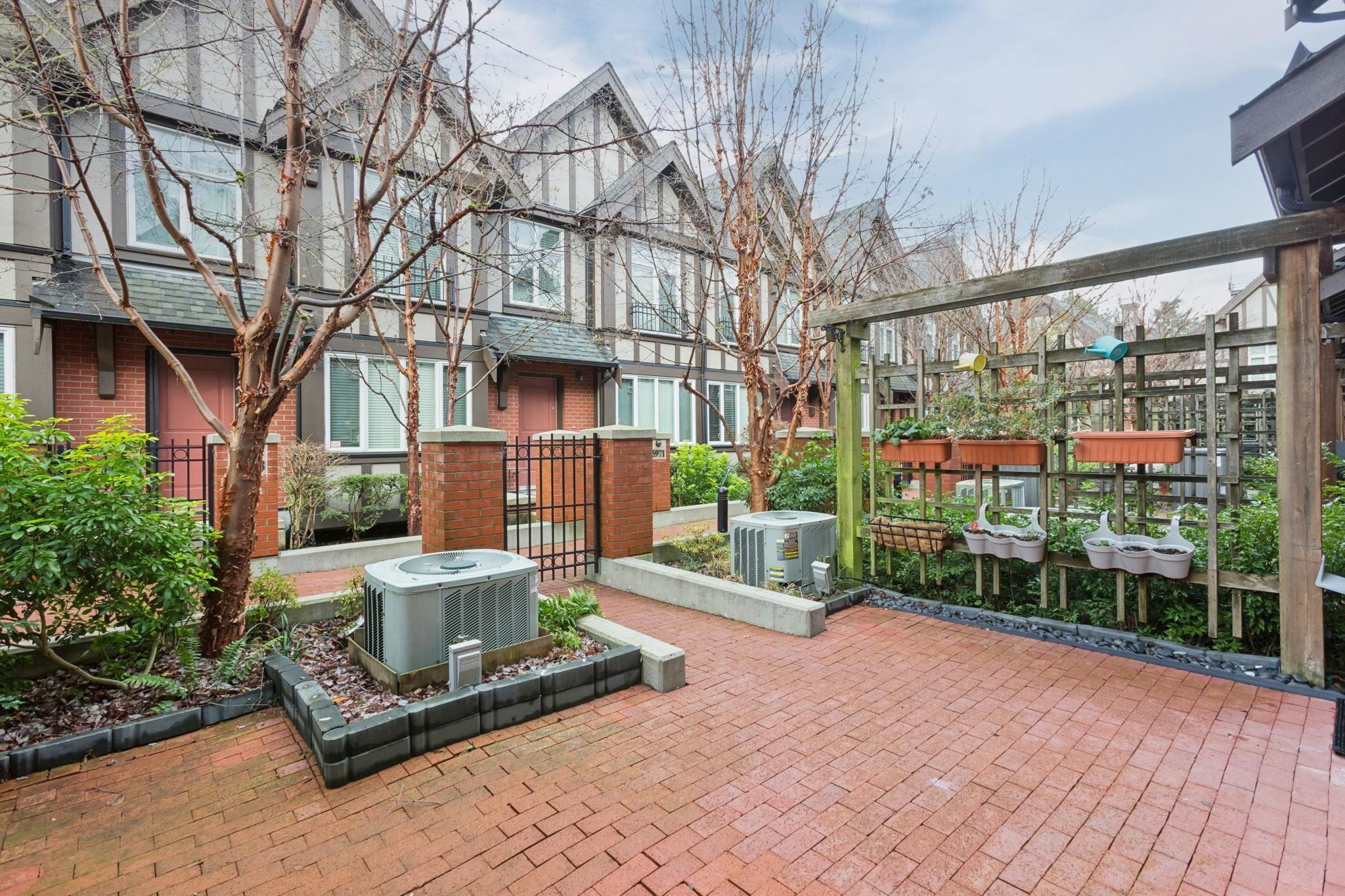 5961 Oak Street, Vancouver, BC