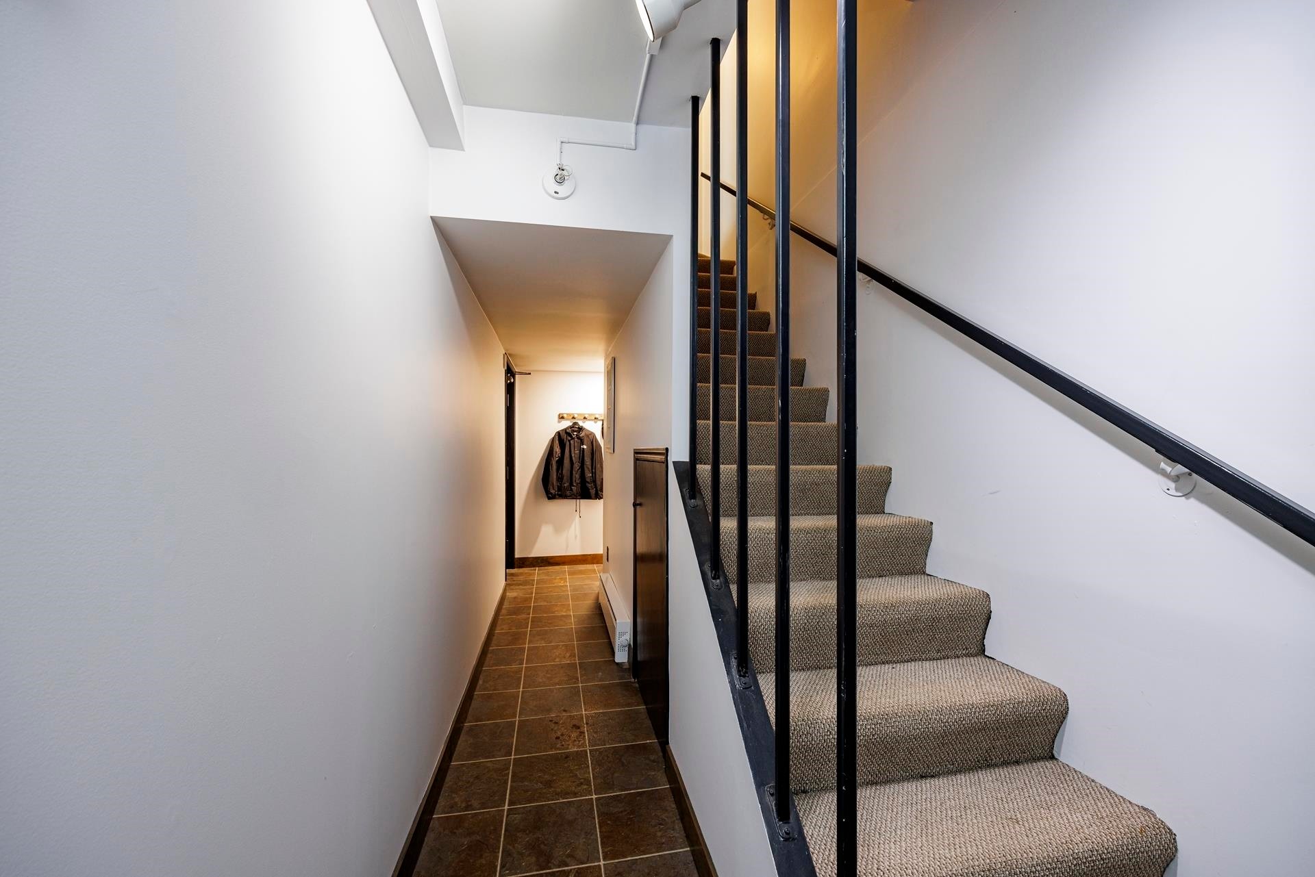 3132 Lonsdale Avenue, North Vancouver, BC