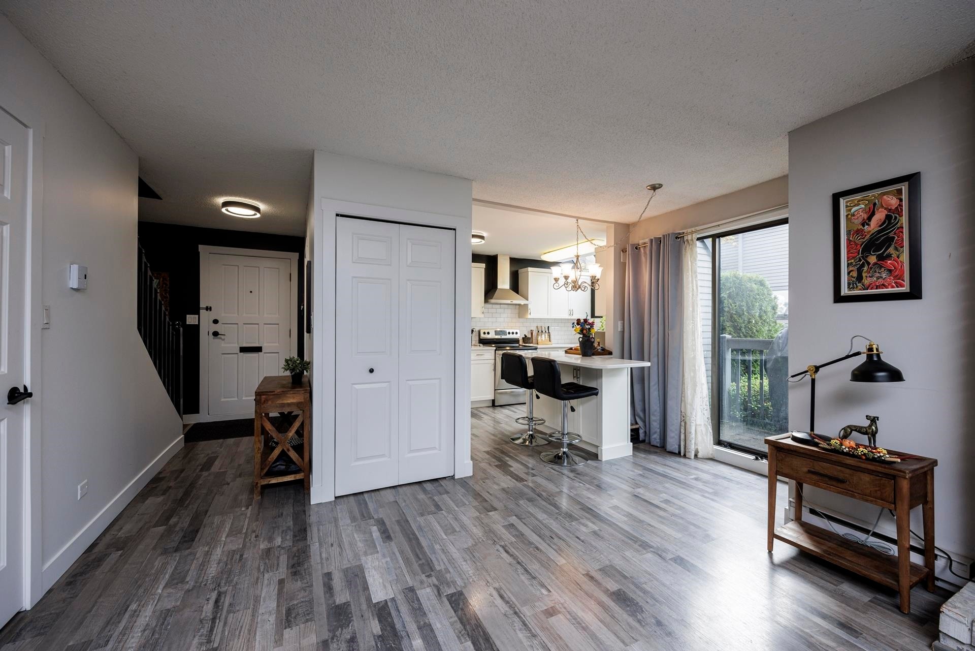 3132 Lonsdale Avenue, North Vancouver, BC