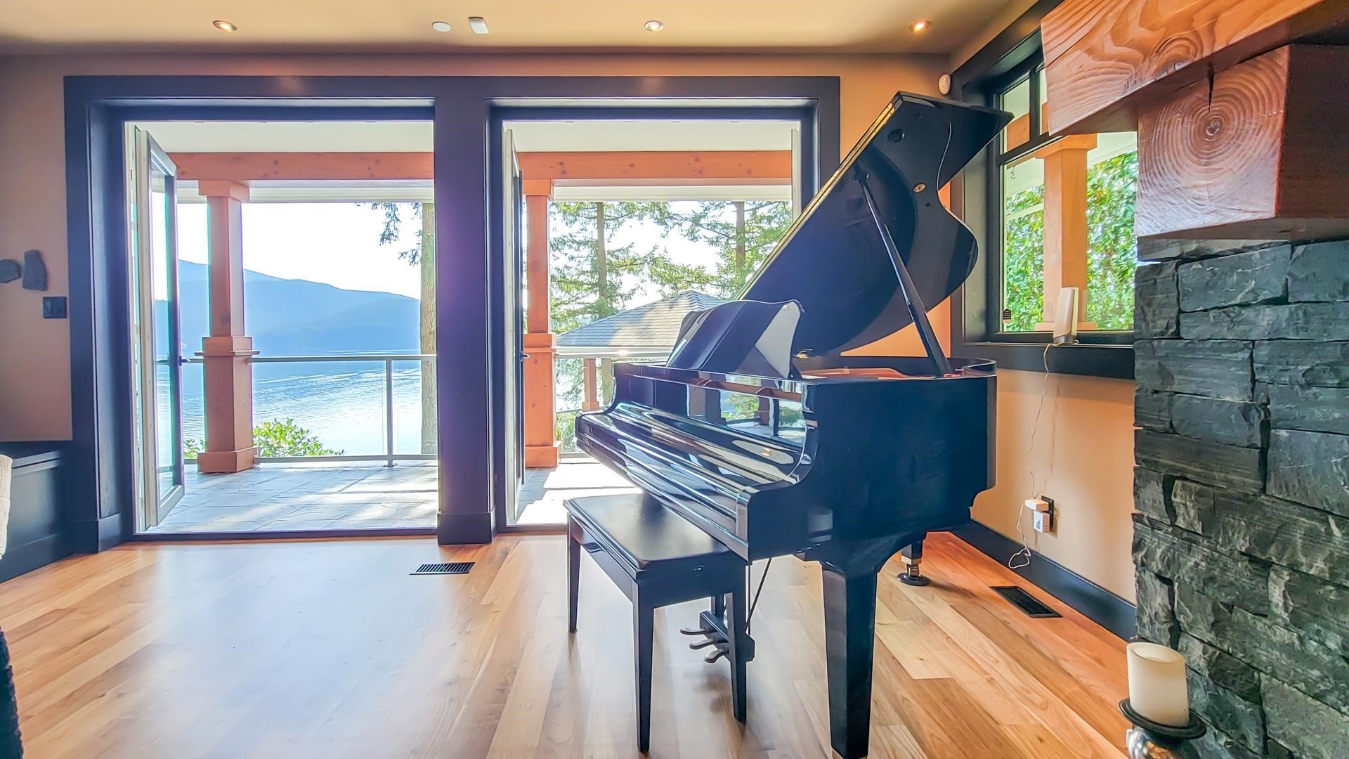 5125 Indian River Drive, North Vancouver, BC